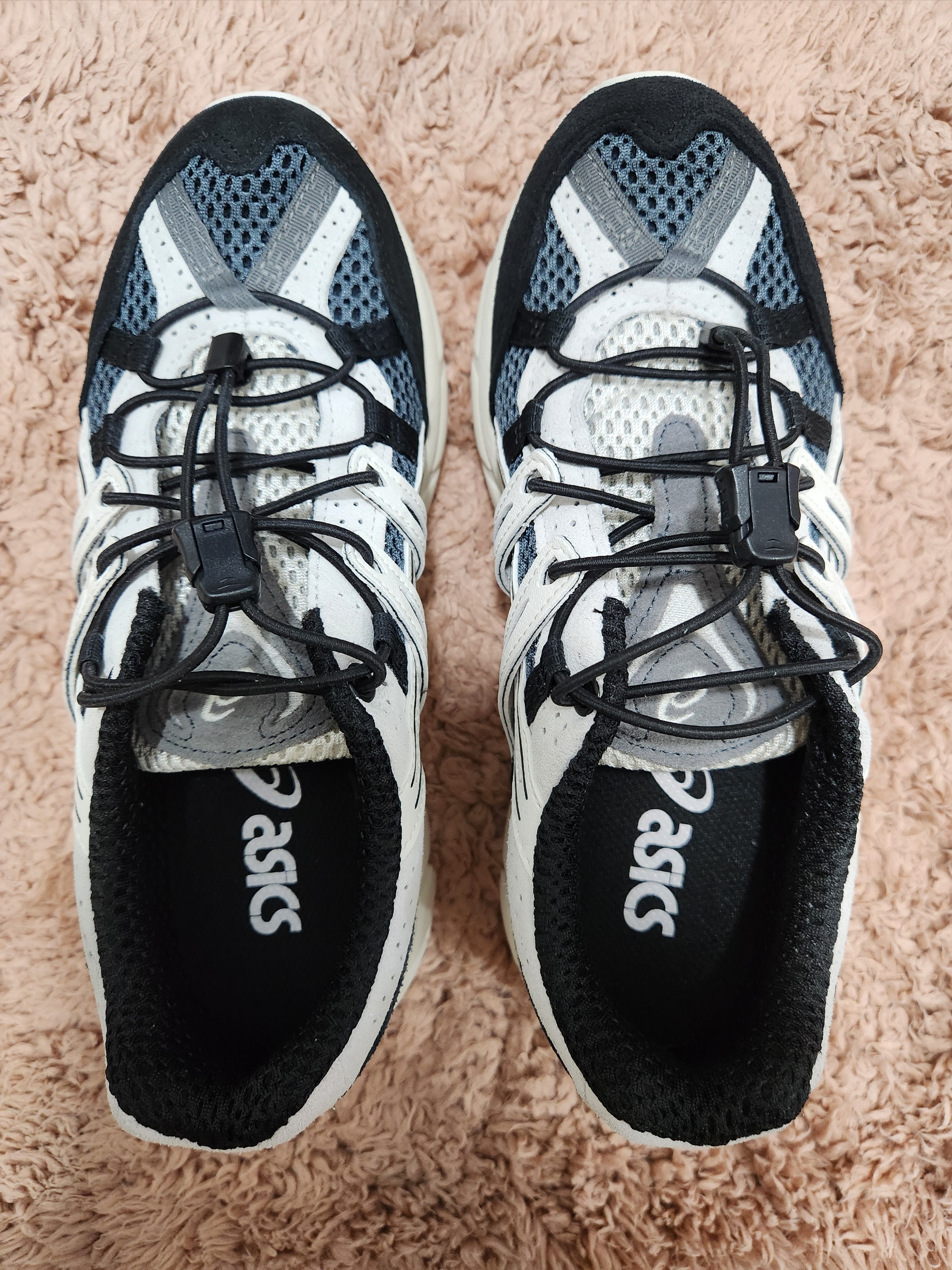 Asics Unlimited Gel-Sonoma 15-50 Carrier Grey White Alyssum 착용 스타일