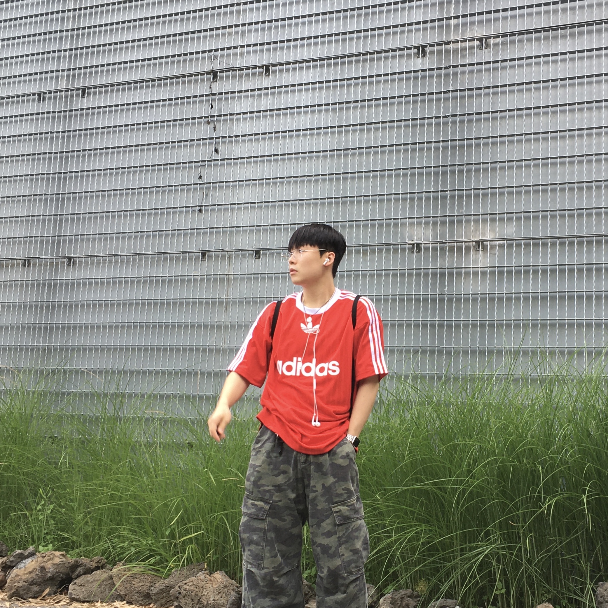 Adidas Adicolor T-Shirt Better Scarlet White - KR Sizing 착용 스타일 - 4