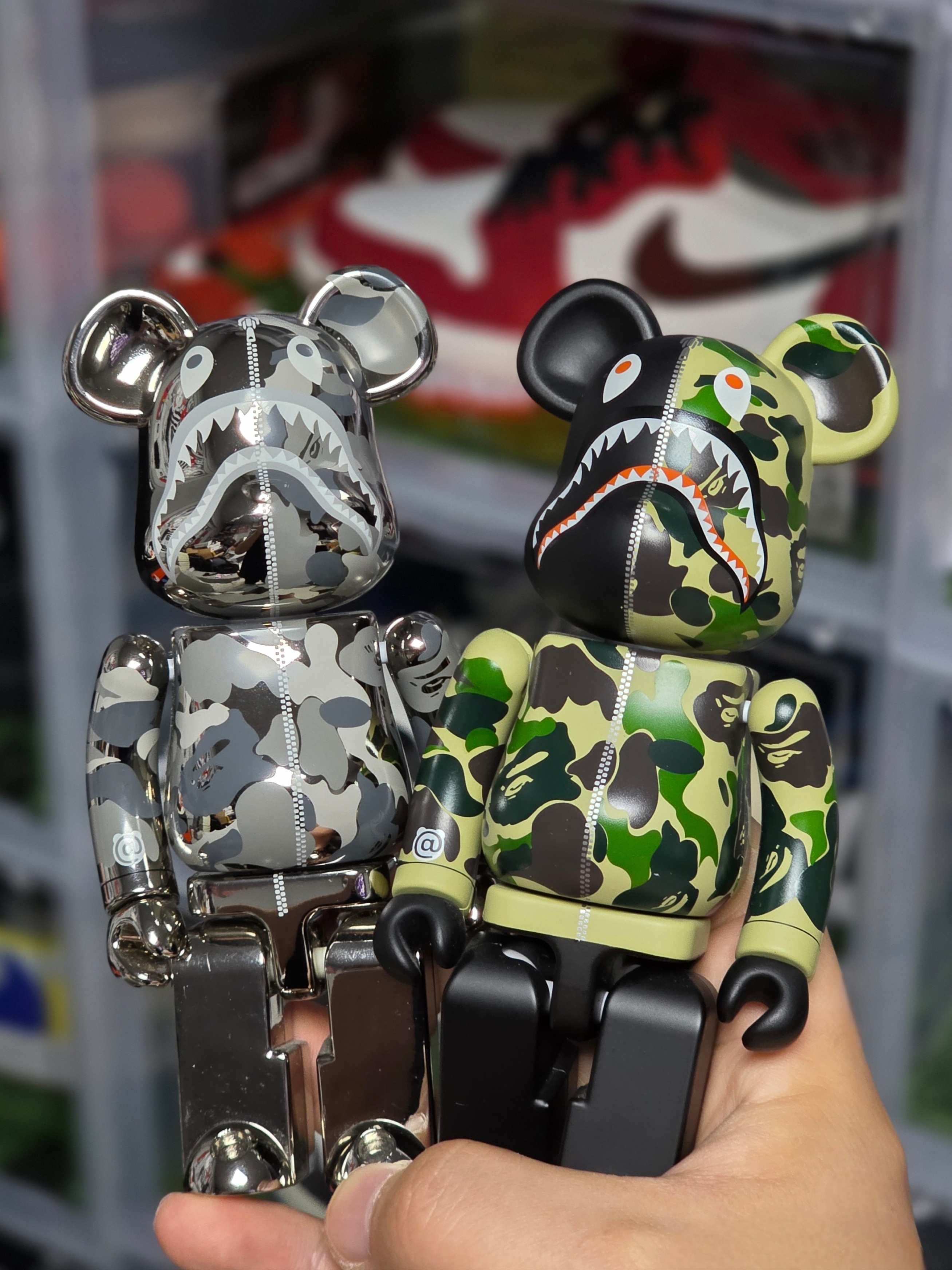Bearbrick x BAPE Superalloy ABC Camo Shark 200% 착용 스타일