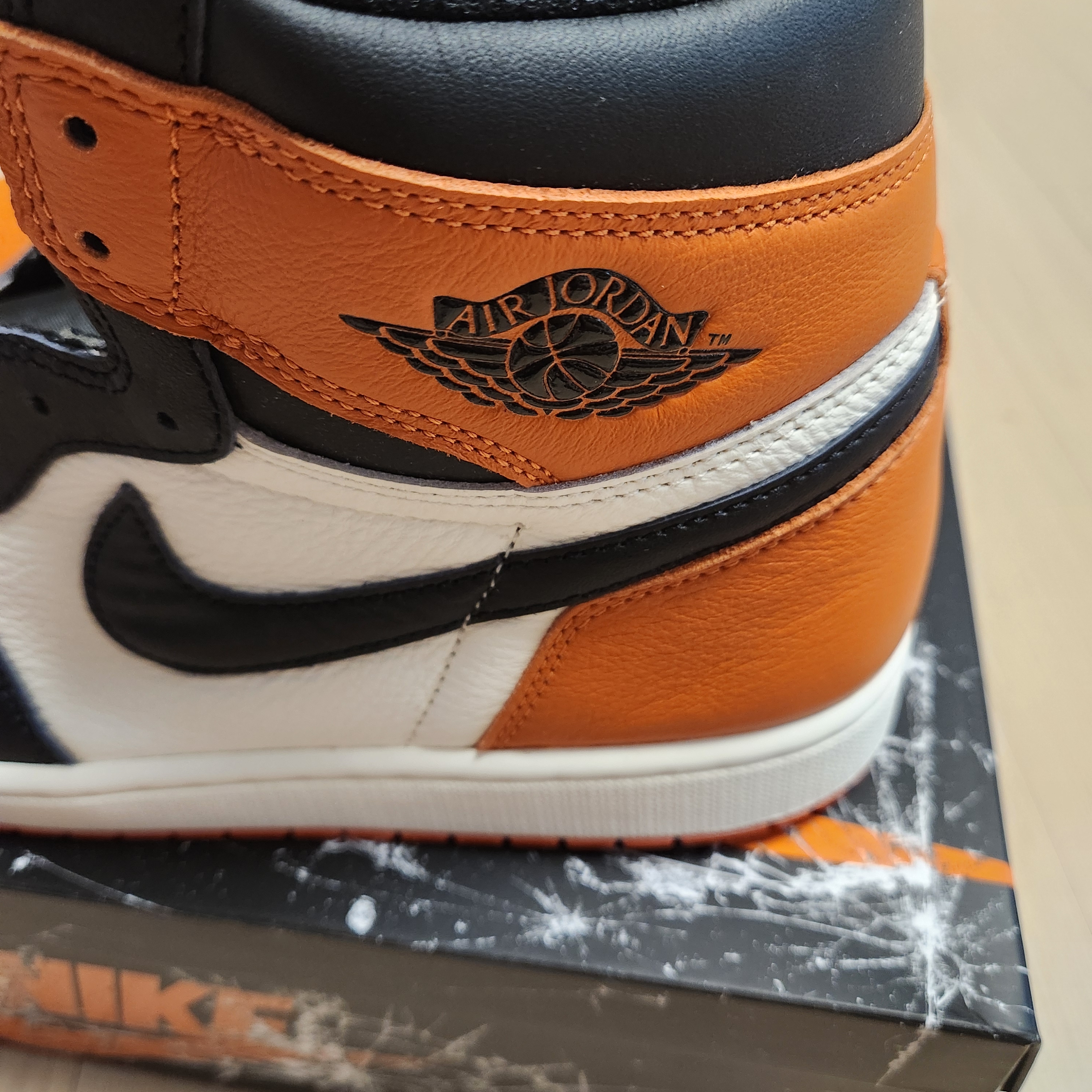 Jordan 1 Retro High OG Shattered Backboard 착용 스타일 - 4