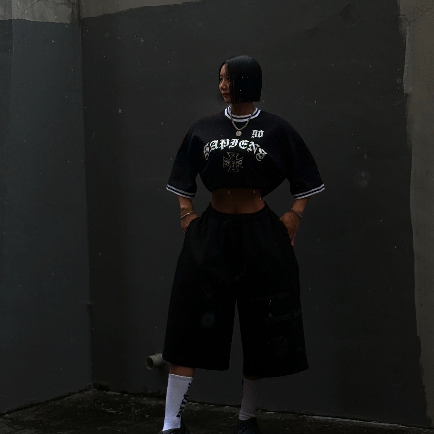 Sapiens Ninety Ringer Over Fit Short Sleeves Black, [KREAM 단독][예약 배송]  Sapiens Engineered Waffle Over Fit Shorts Black 착용 스타일 - 1