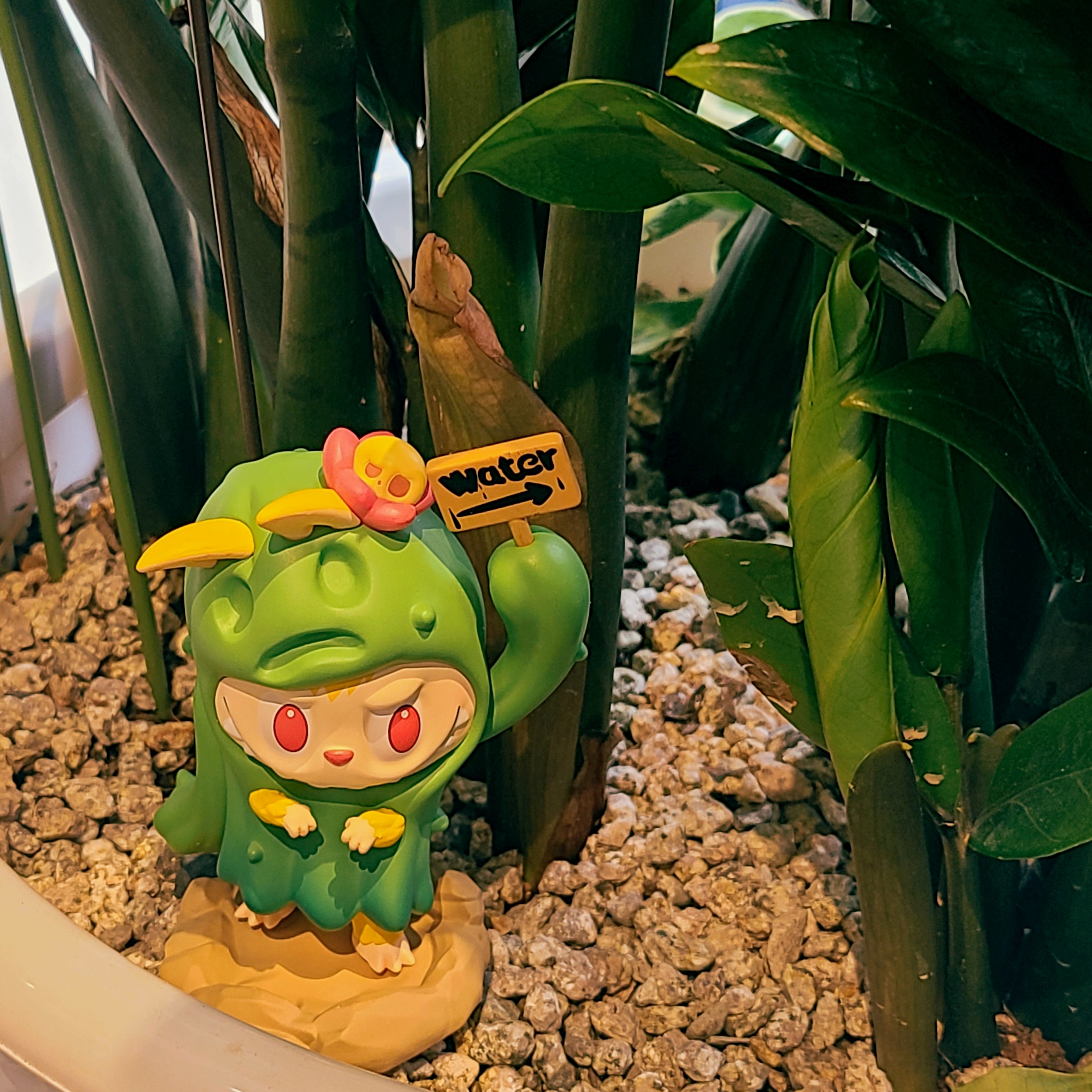 Pop Mart Labubu Almost Hidden Series Cactus (Opened Case), Pop Mart Labubu Almost Hidden Series Sealed Case (1 Blind Box) 착용 스타일