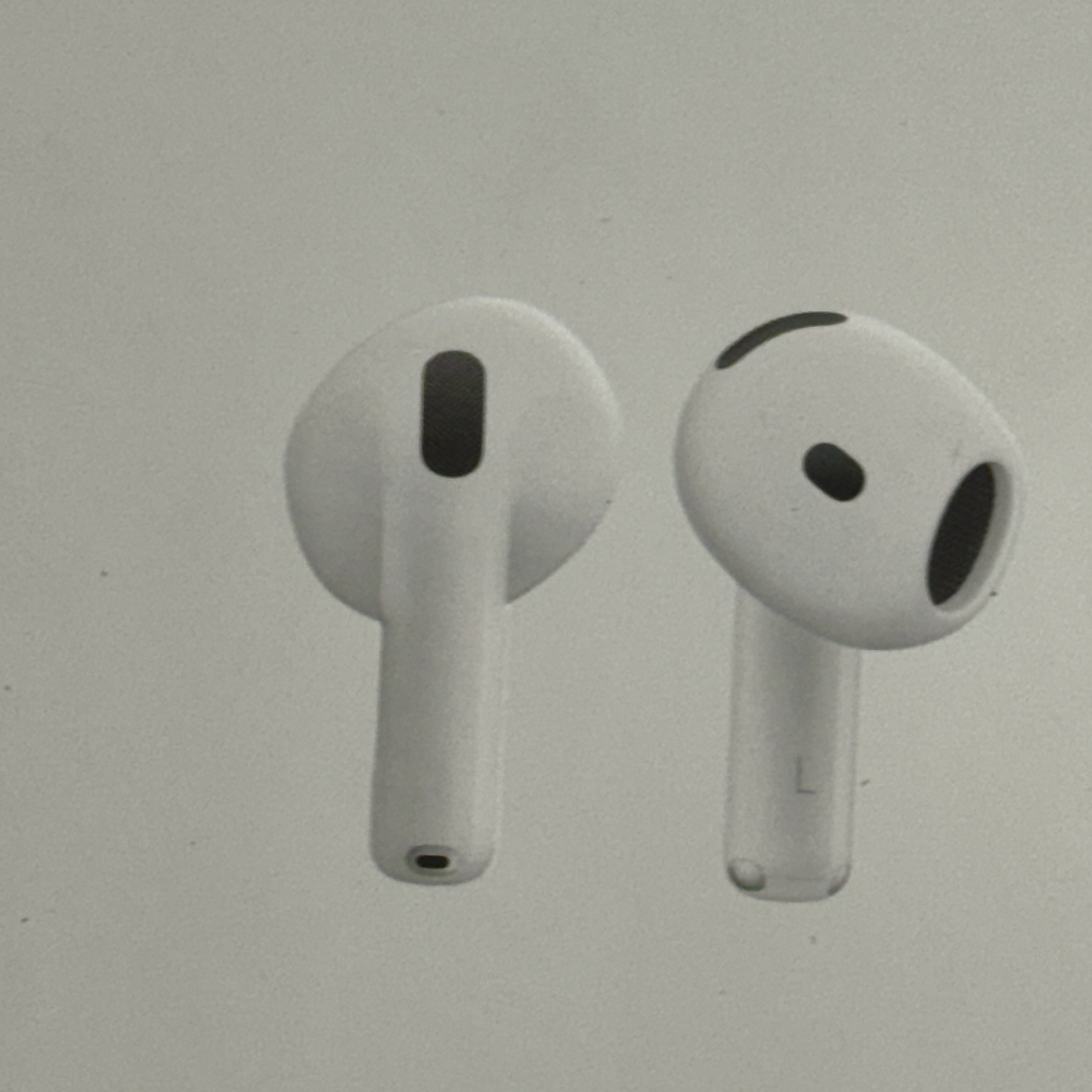Apple Airpods 4th Gen (Korean Ver.) 착용 스타일