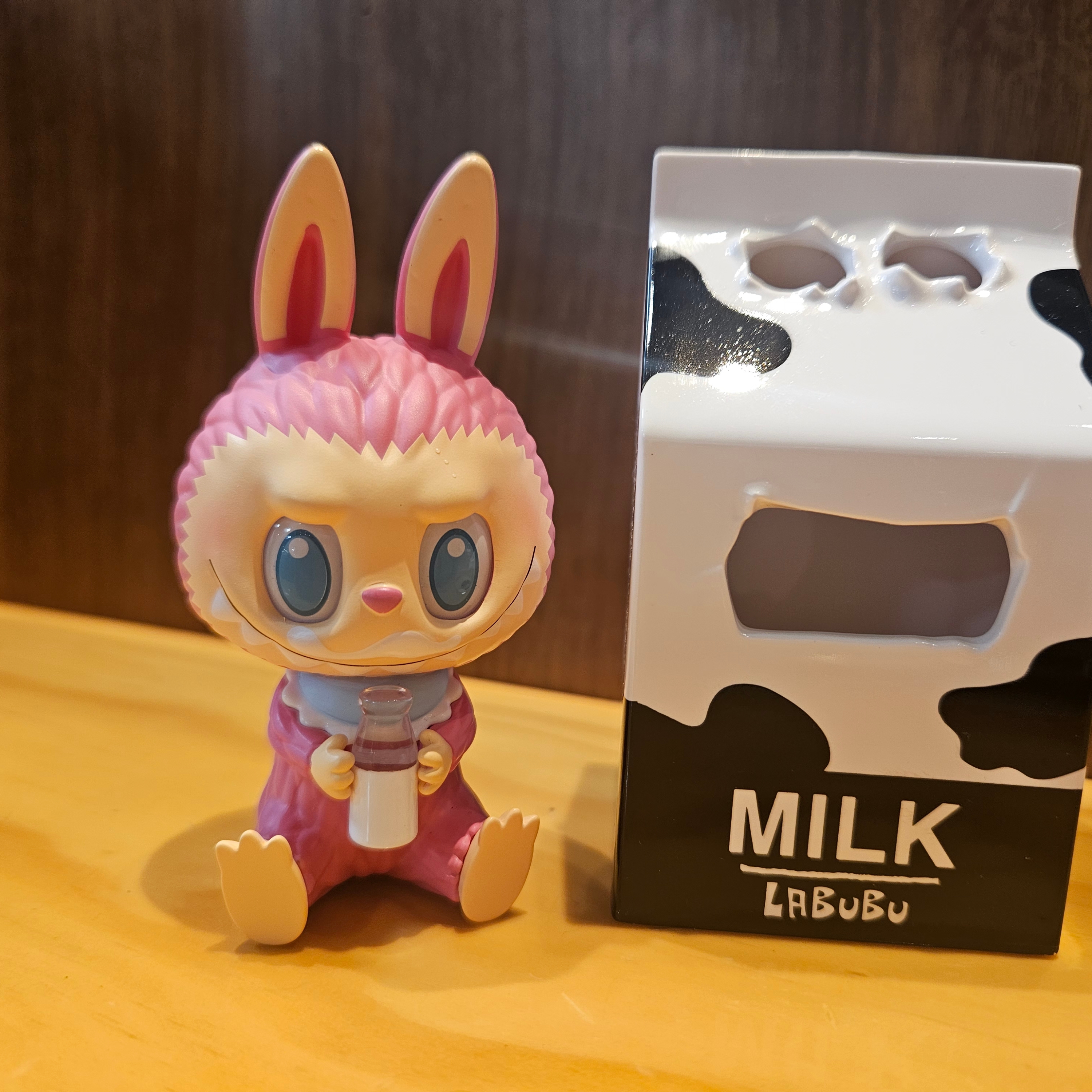 Pop Mart Labubu The Monsters Wacky Mart Series Figures Milk (Opened Case), Samsung Galaxy Watch6 40mm Bluetooth Gold (Korean Ver.) 착용 스타일 - 2