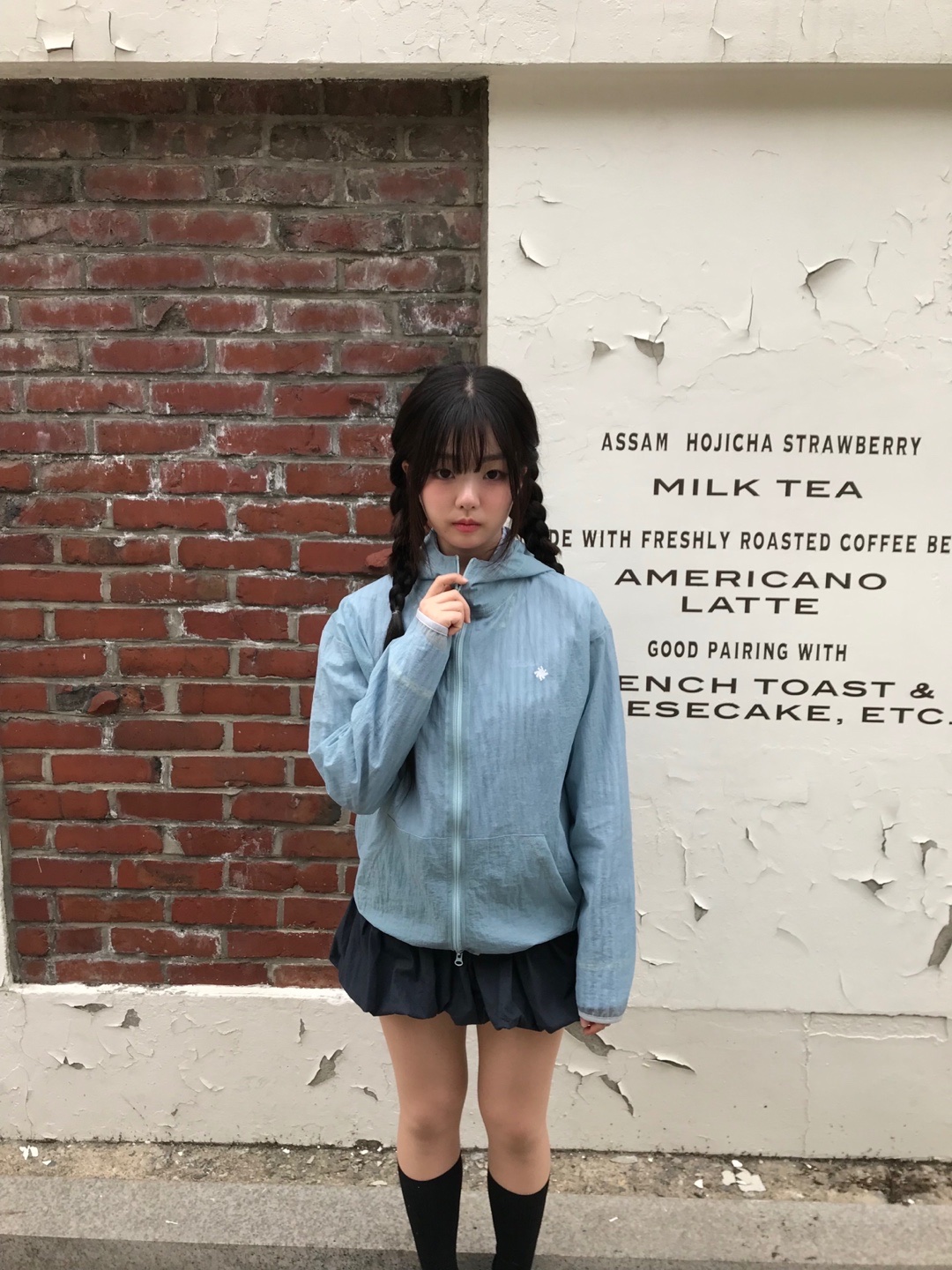 SLOW RECORD HOUSE Unisex Mesh Lightweight Jacket Skyblue 착용 스타일 - 6