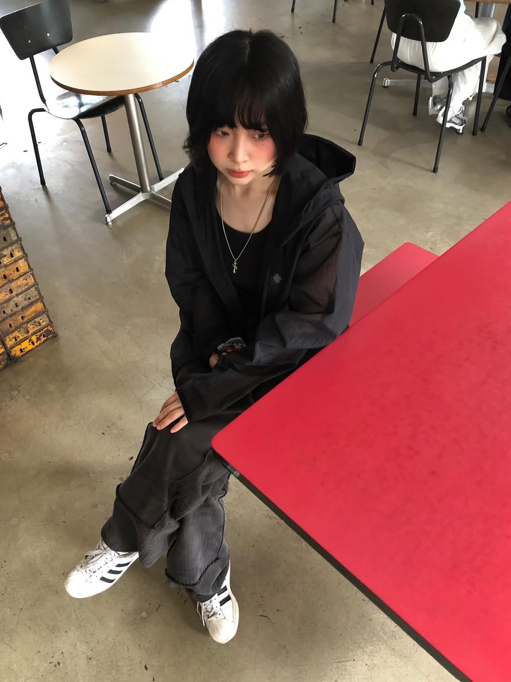 SLOW RECORD HOUSE Unisex Mesh Lightweight Jacket Black 착용 스타일 - 3