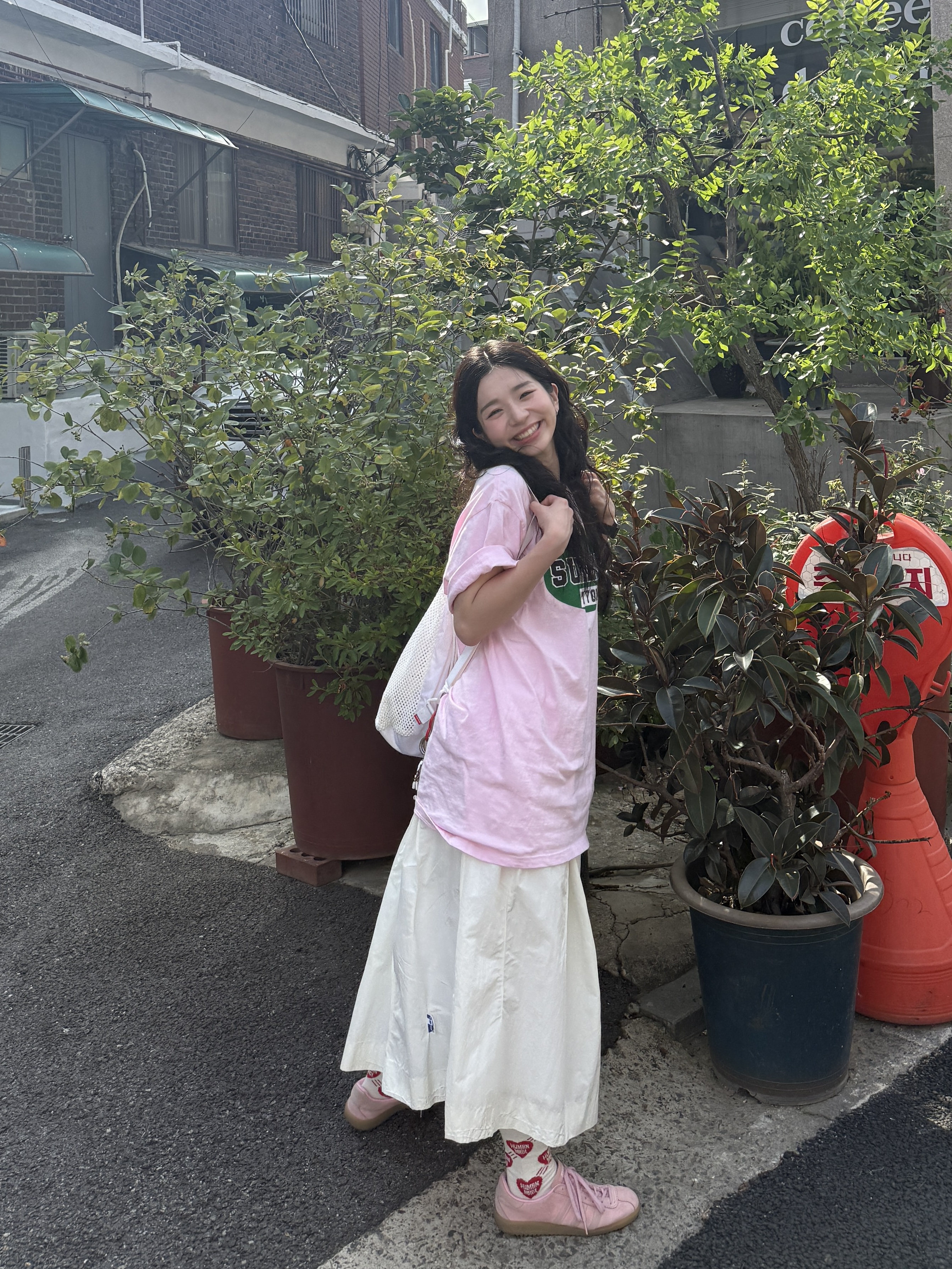 Supreme New York T-Shirt Light Pink - 23SS, Human Made Heart Pattern Socks Red 착용 스타일 - 1