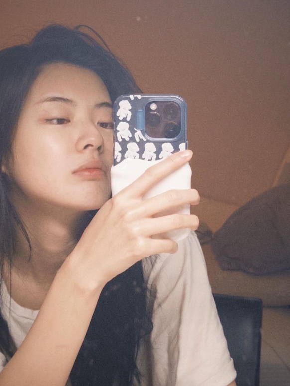 [15% 쿠폰] Gragg Double Layers Case-Clear Blue/Ivory [X Muddycap] 착용 스타일