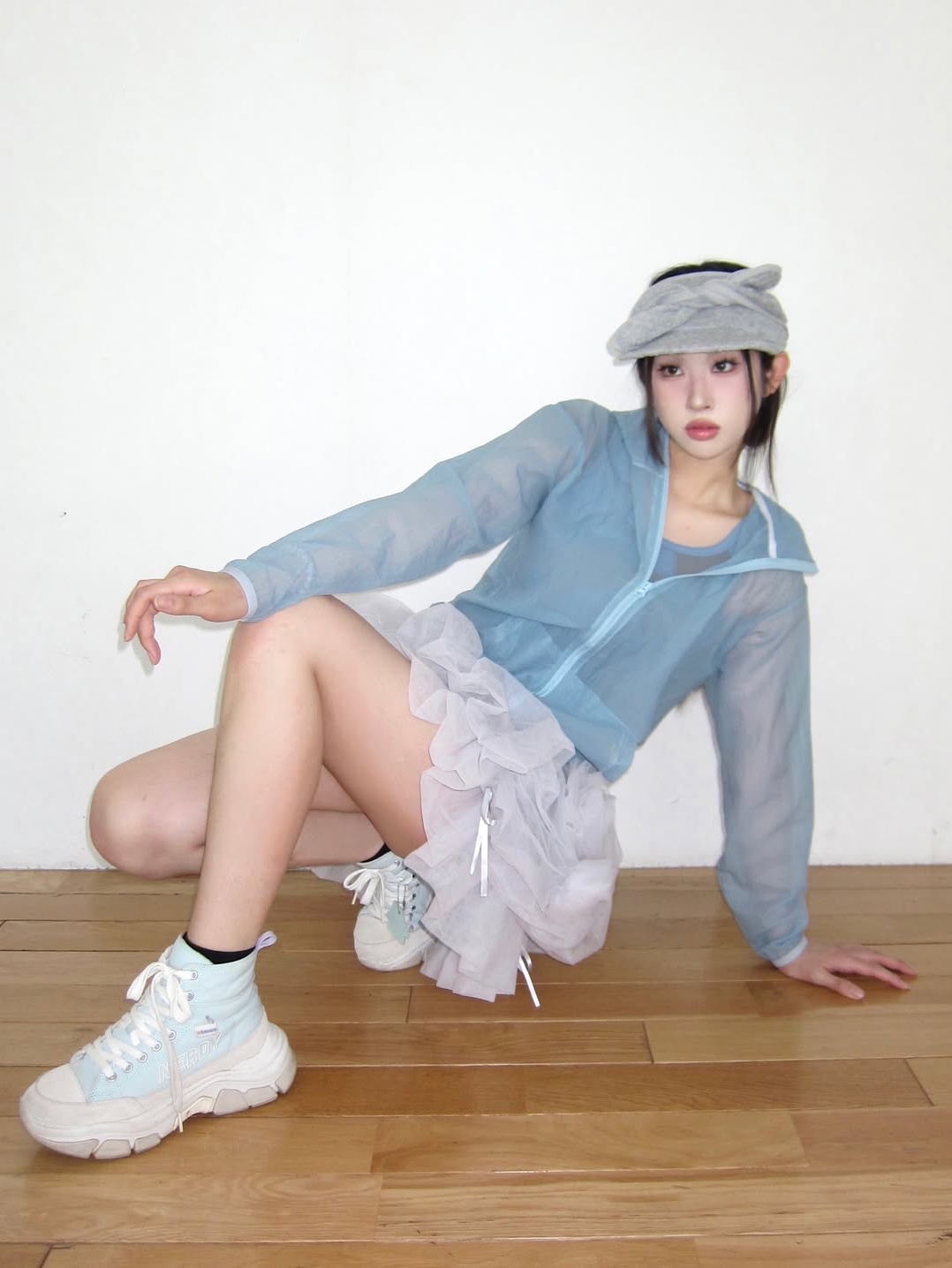 SLOW RECORD HOUSE Unisex Mesh Lightweight Jacket Skyblue 착용 스타일 - 6
