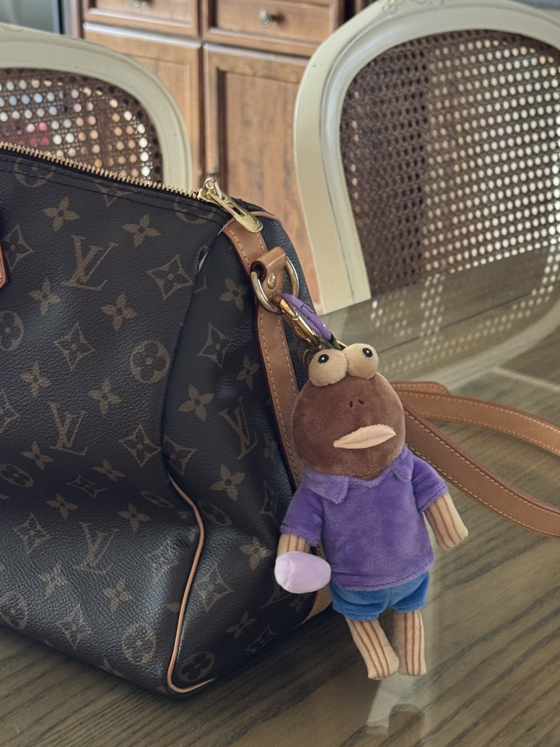 Pop Mart Bikini Bottom Buddies Whimsical Plush Dazed Fish (Opened Case), Louis Vuitton Nano Speedy Monogram 착용 스타일