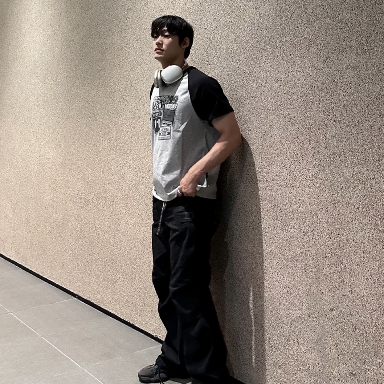 Quarqor #3106 Ring, Adidas Yeezy 500 Utility Black 2022/2023 착용 스타일 - 6