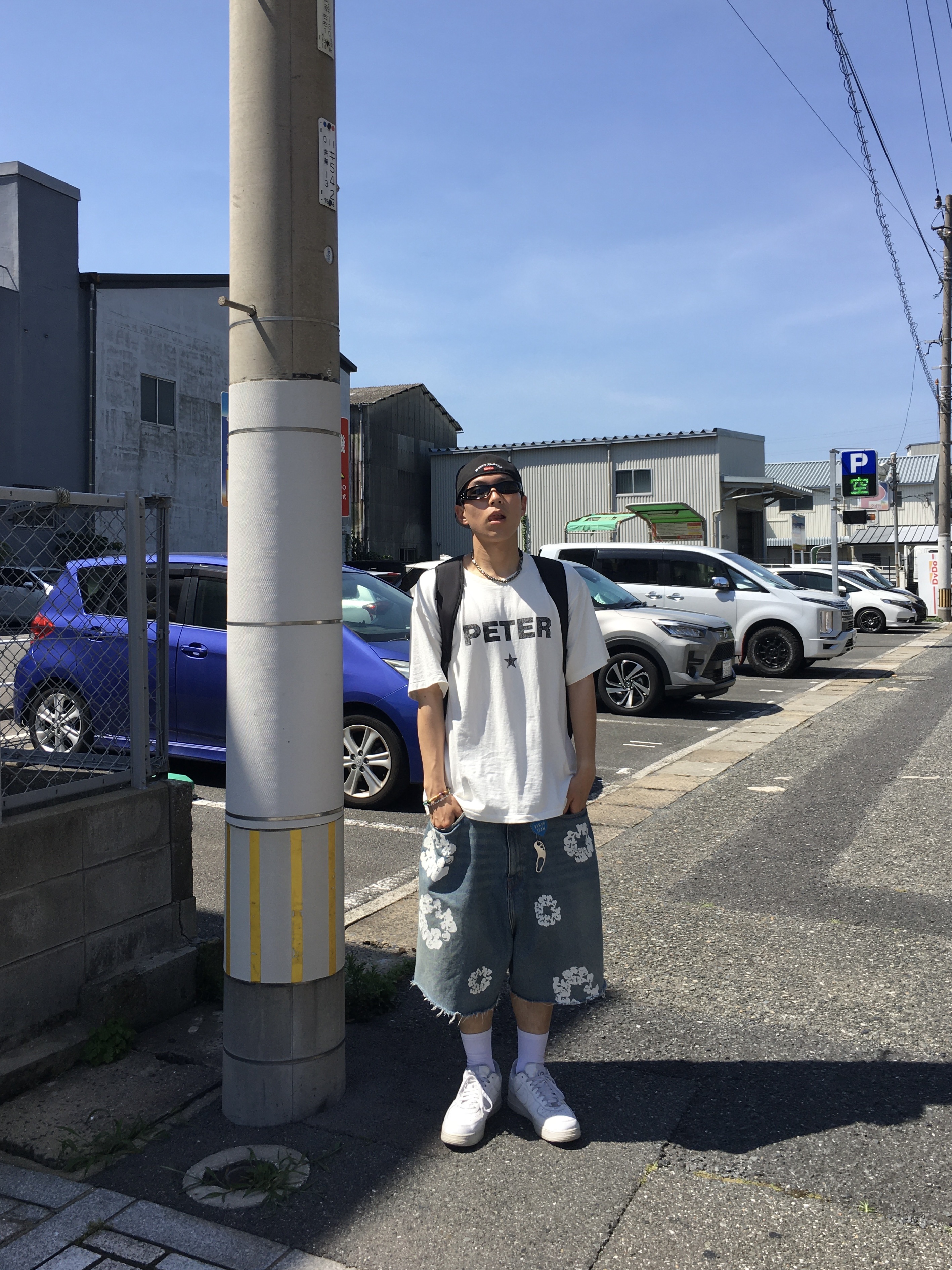 Denim Tears Cotton Wreath Jean Shorts Black 착용 스타일 - 1