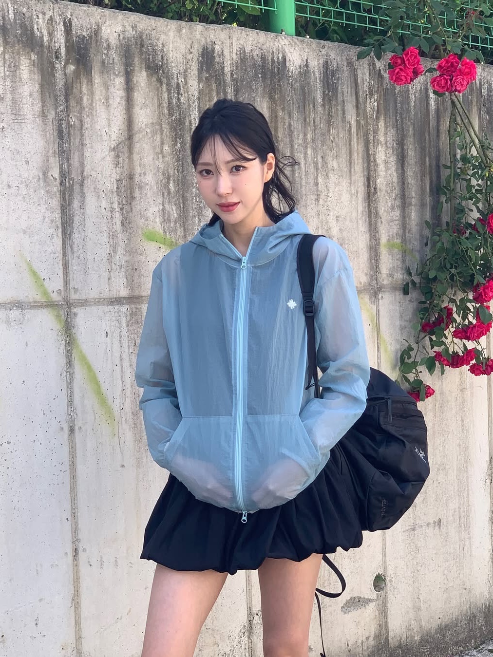 SLOW RECORD HOUSE Unisex Mesh Lightweight Jacket Skyblue 착용 스타일 - 1