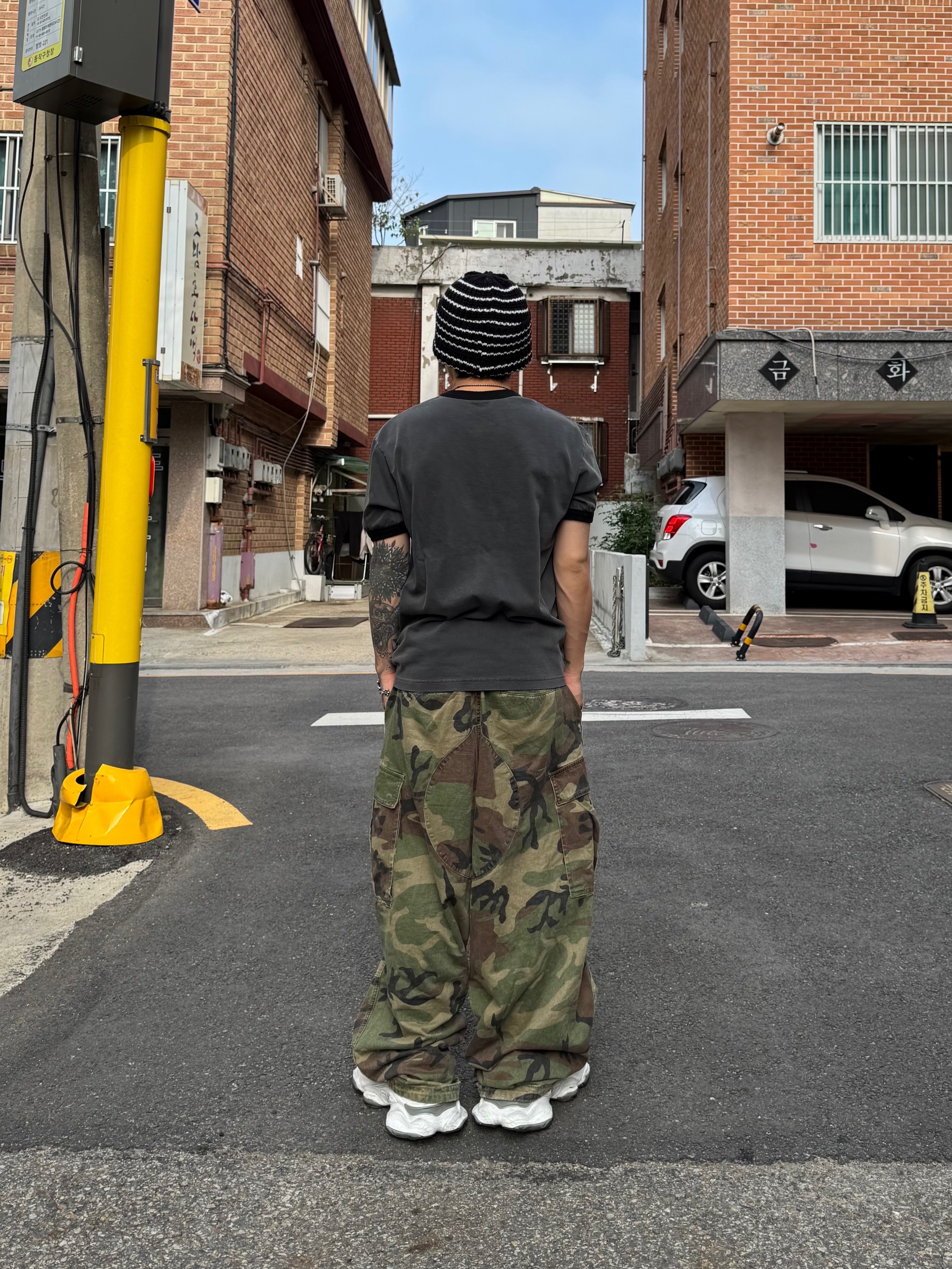 Balenciaga Cargo Sneakers White Grey, NOD Stone Washed Cargo Pants Camo 착용 스타일 - 7