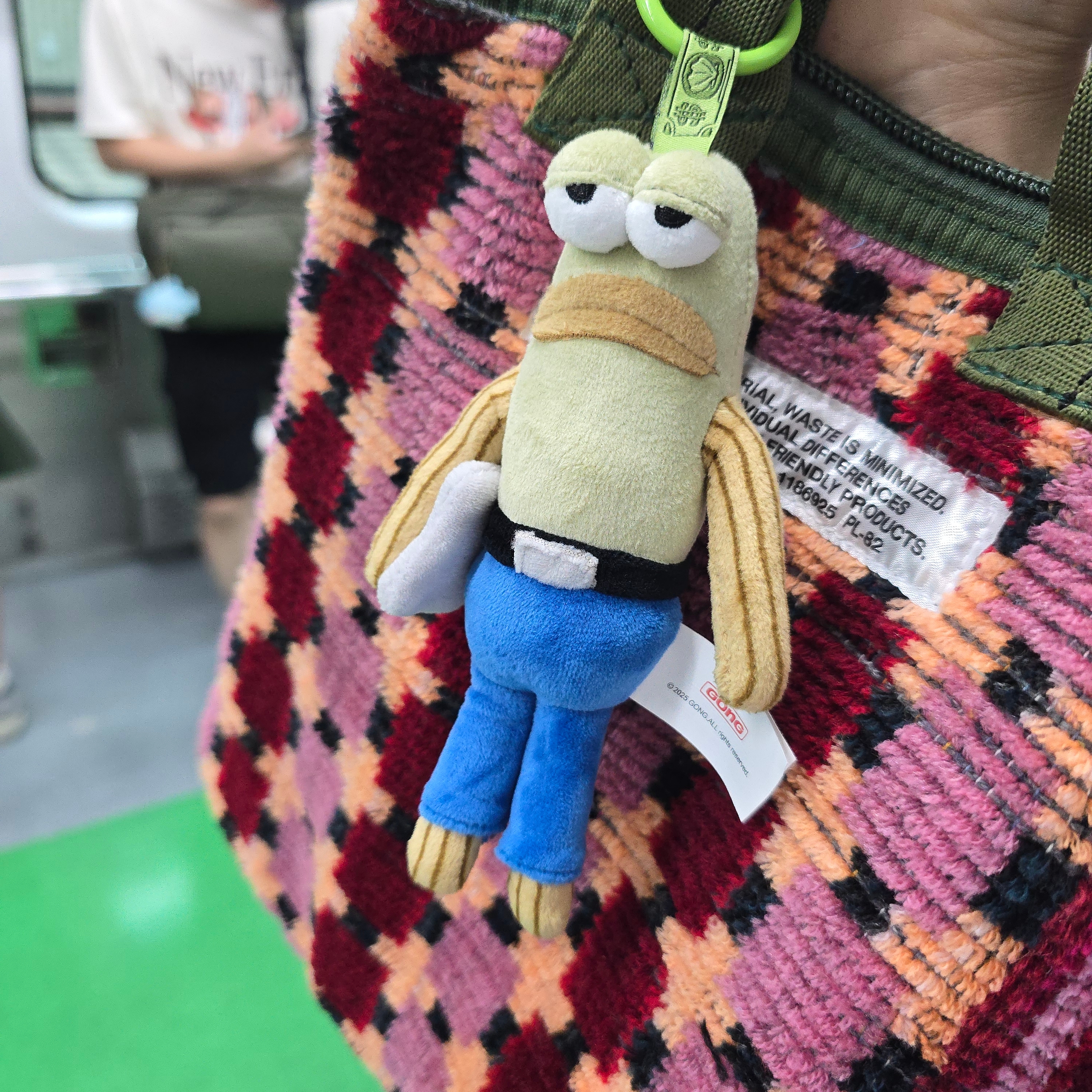 Pop Mart Bikini Bottom Buddies Whimsical Plush Working Fish (Opened Case) 착용 스타일