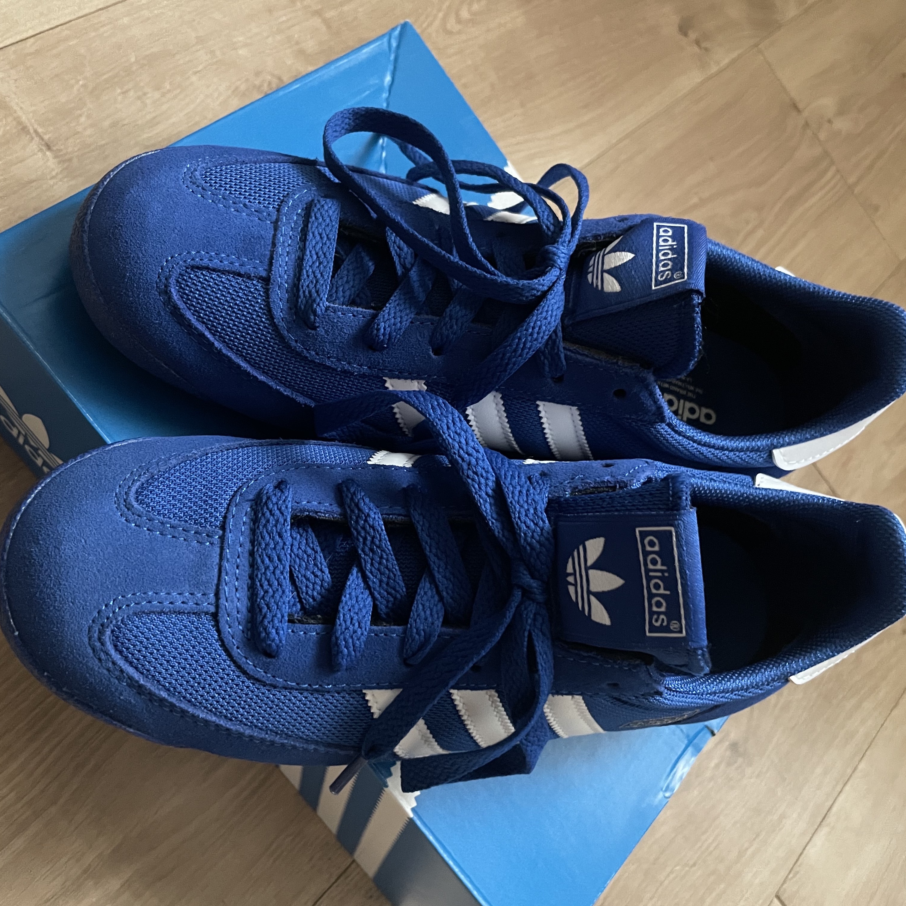 Adidas R71 Royal Blue Cloud White 착용 스타일 - 2