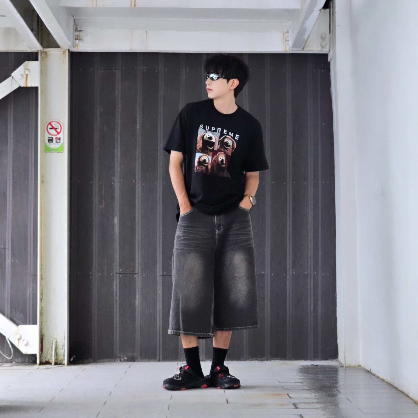 Supreme Rowlf T-Shirt Black - 24SS, Samsung Galaxy Watch6 44mm LTE Silver (Korean Ver.) 착용 스타일 - 3