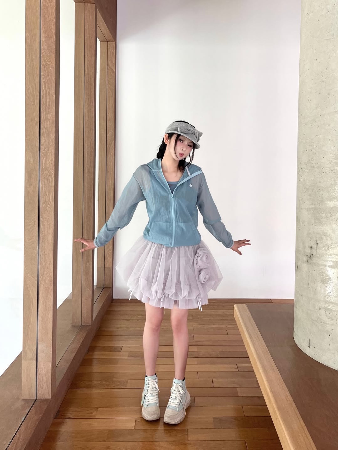 SLOW RECORD HOUSE Unisex Mesh Lightweight Jacket Skyblue 착용 스타일 - 7