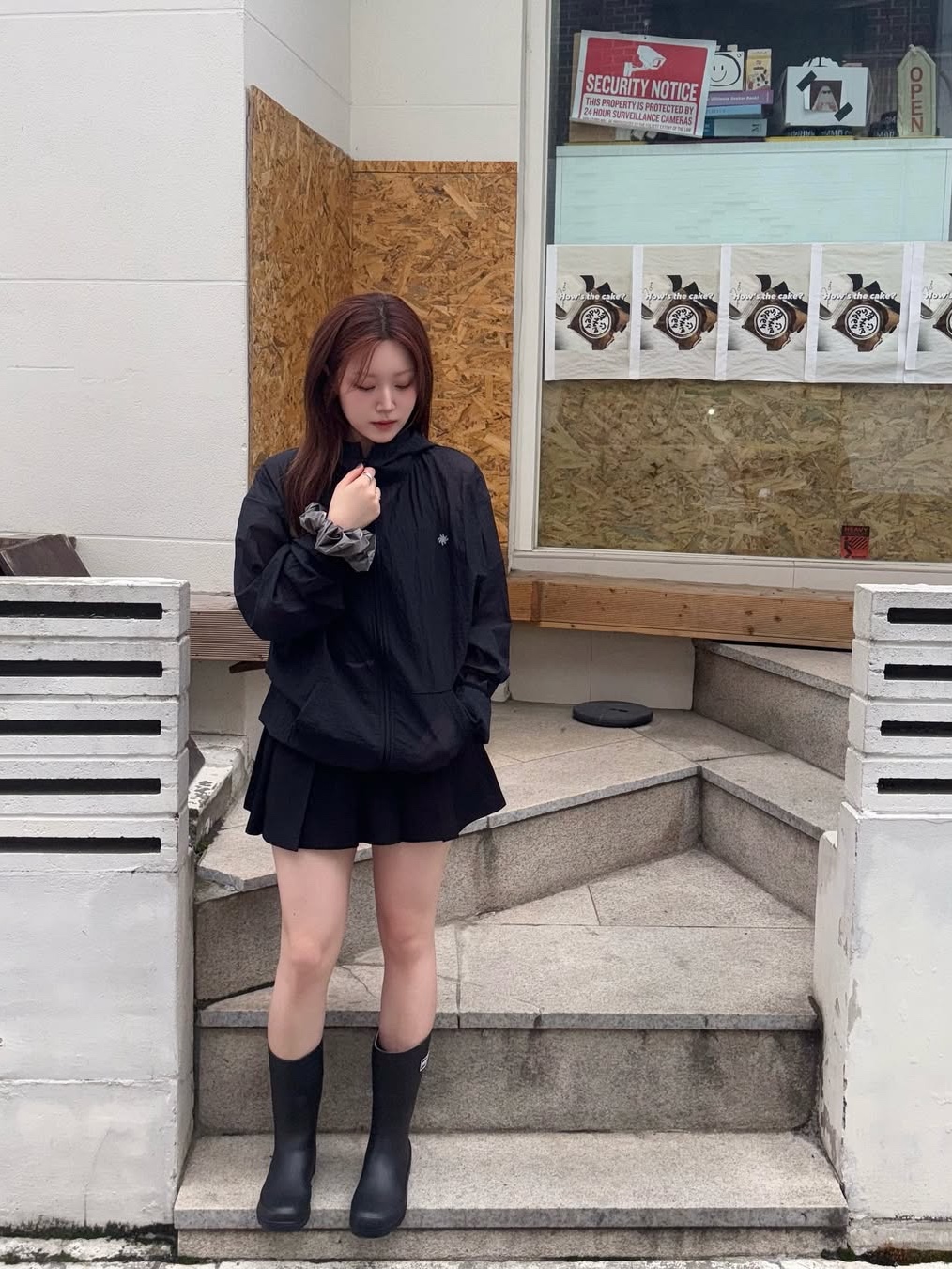 SLOW RECORD HOUSE Unisex Mesh Lightweight Jacket Black 착용 스타일 - 5