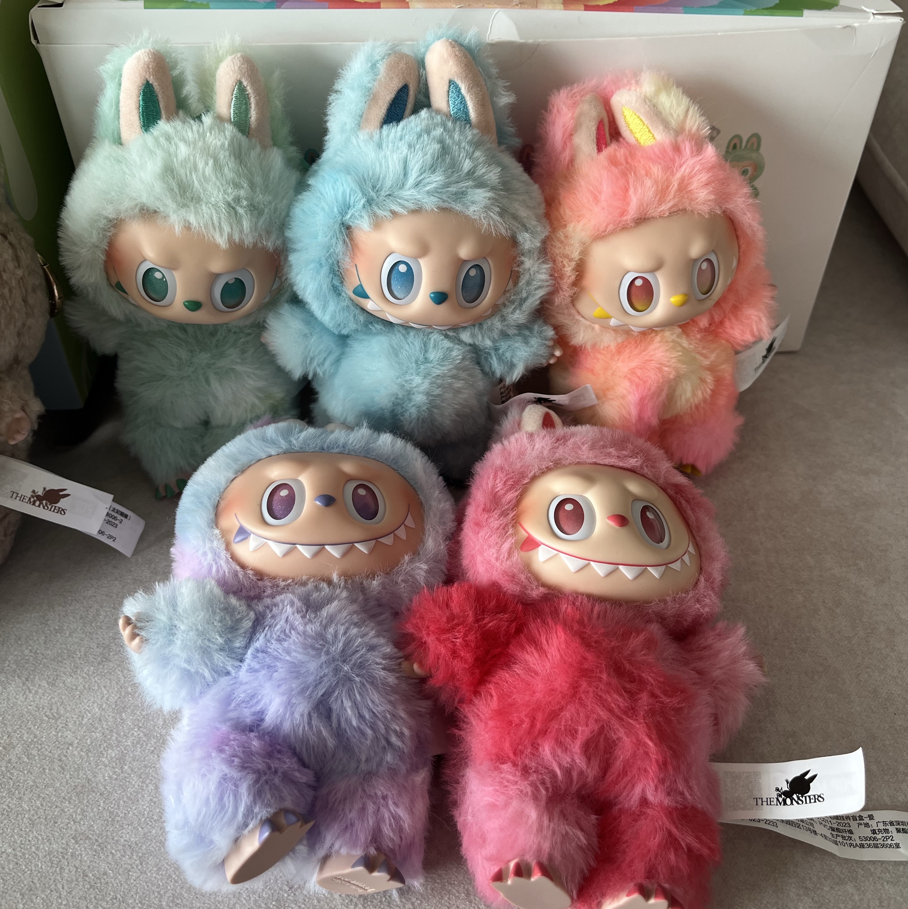 Pop Mart Labubu The Monsters Highlight Series Sealed Case (6 Blind Boxes) 착용 스타일 - 8