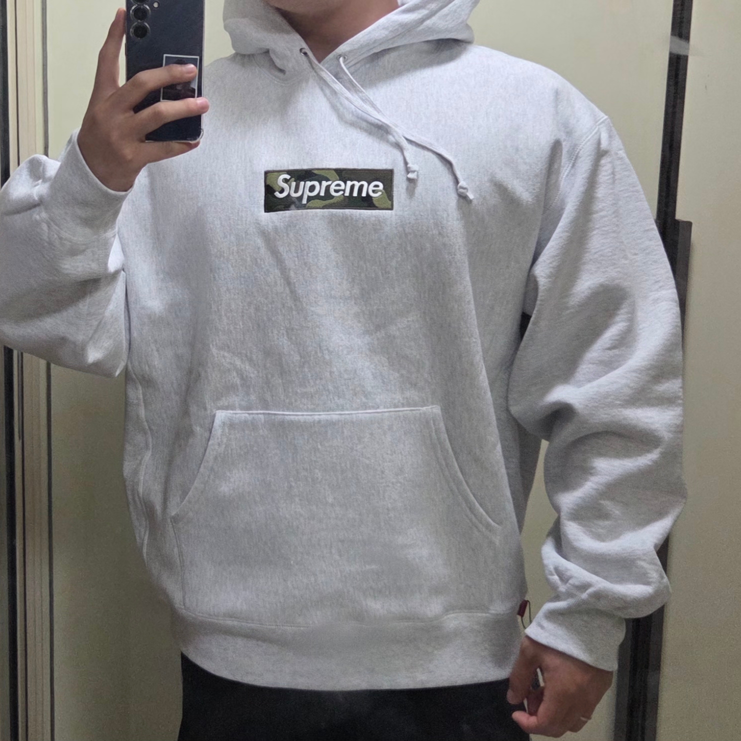 Supreme Box Logo Hooded Sweatshirt Ash Grey - 23FW 착용 스타일 - 3