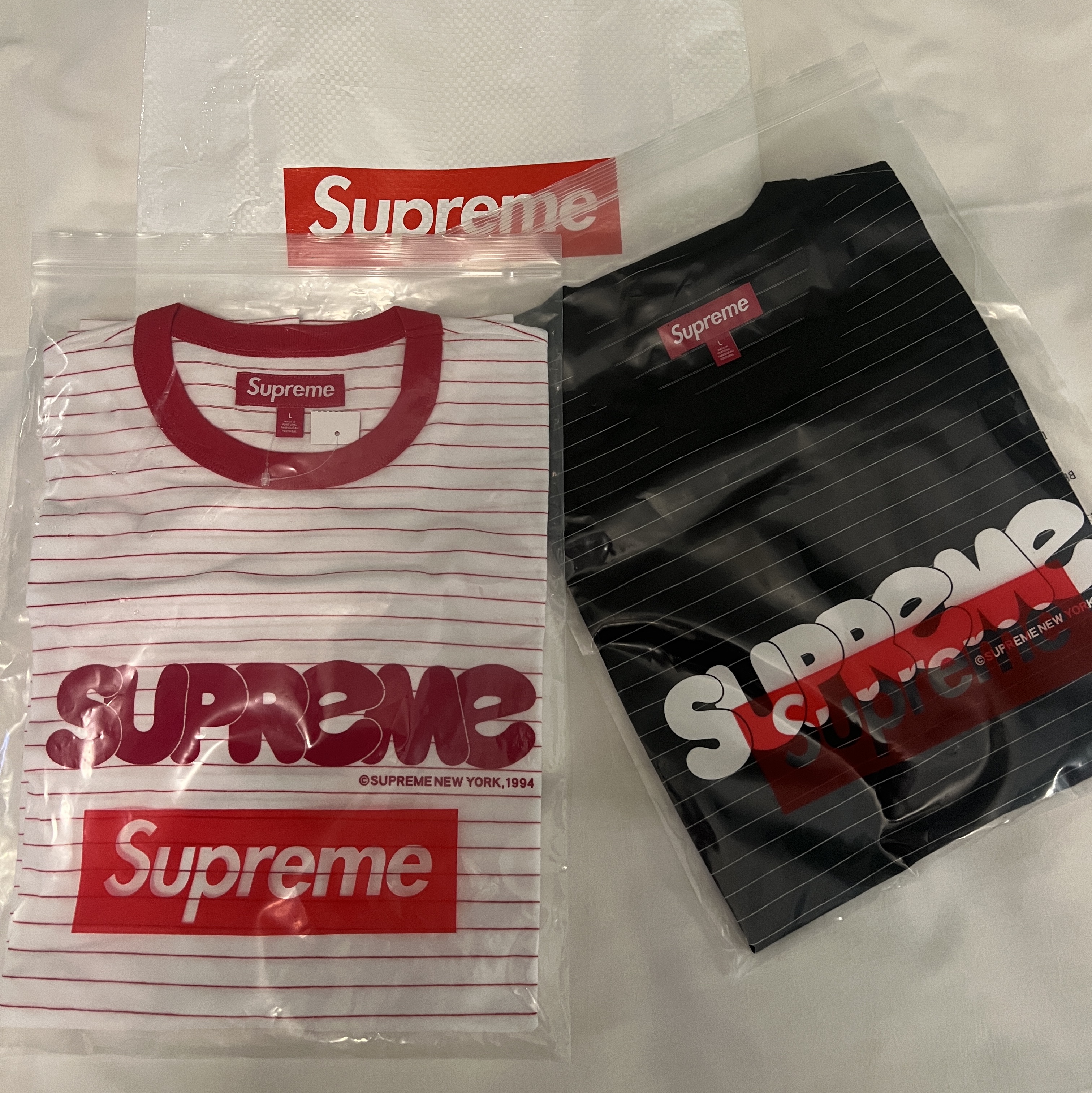 Supreme Bubble S/S Top White - 25SS, Supreme Bubble S/S Top Black - 25SS 착용 스타일