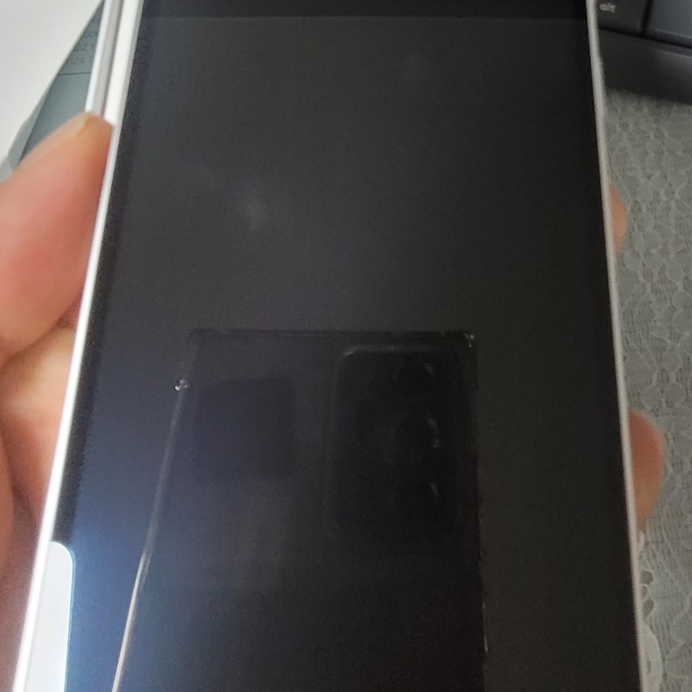 [S등급] Refurbished Galaxy S23 FE 256GB Cream 착용 스타일 - 3
