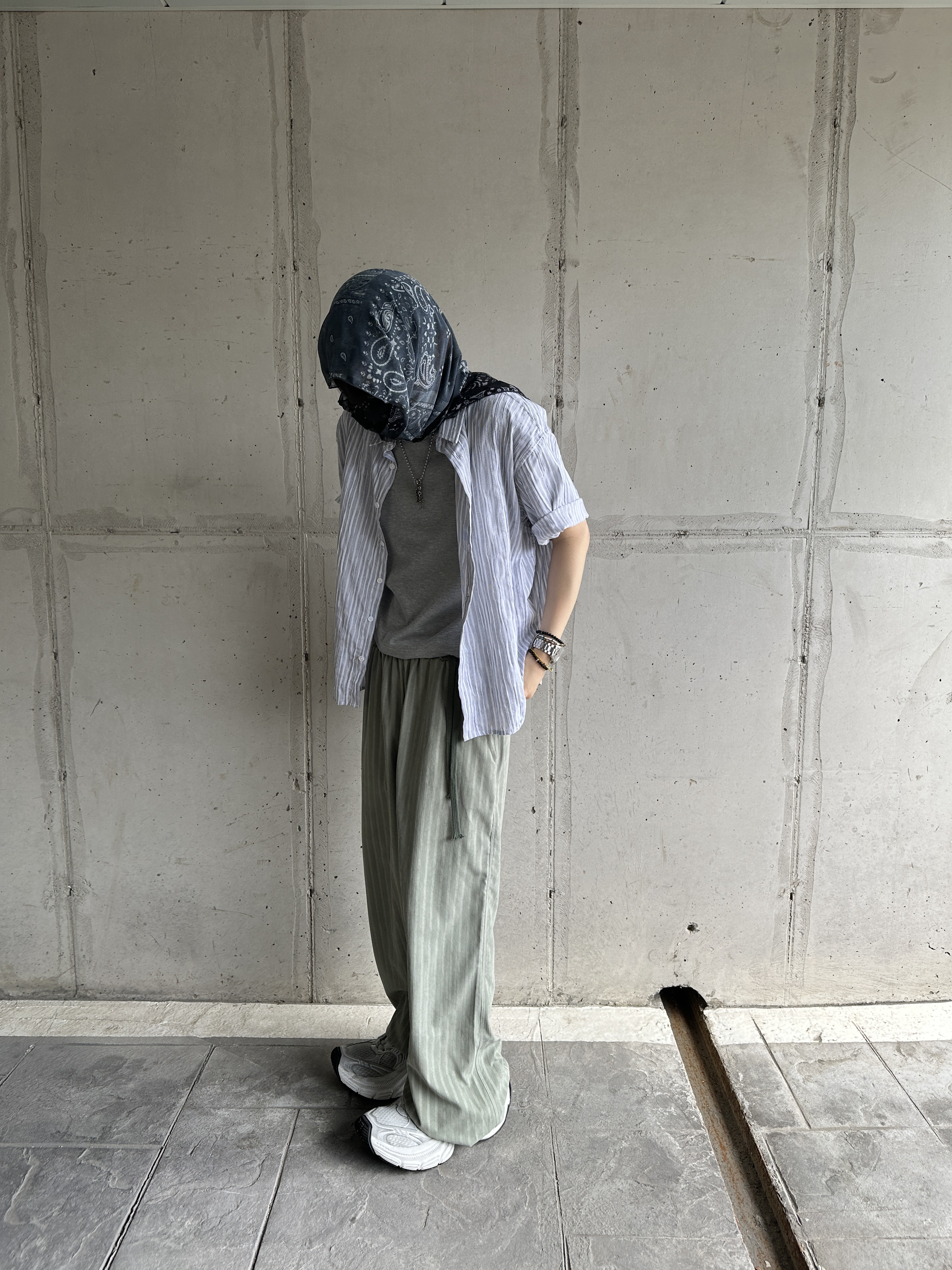 Hono Report Easy Big Rope Pants Pistachio, Hono Report Leaf Bracelet 착용 스타일 - 1