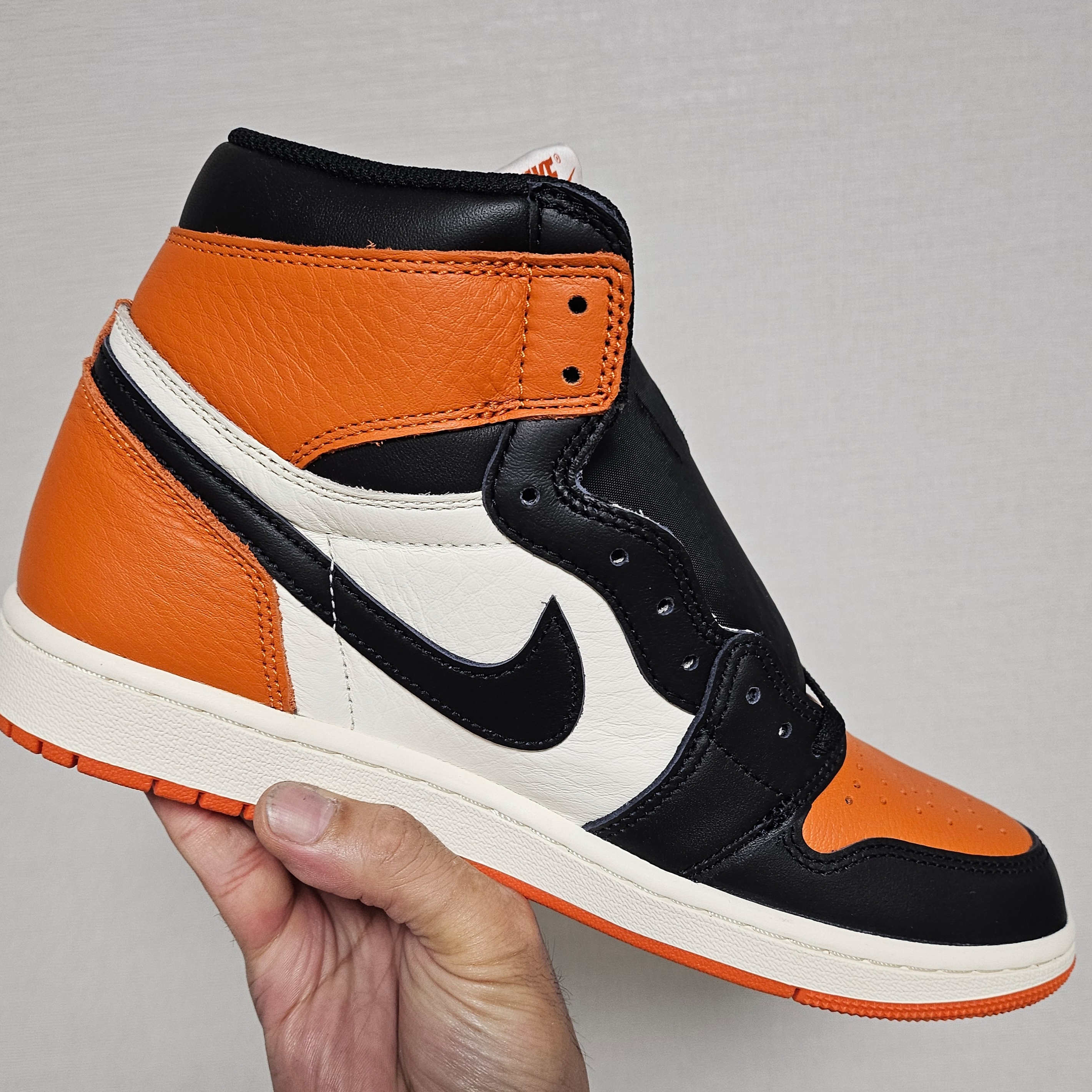 Jordan 1 Retro High OG Shattered Backboard 착용 스타일 - 2