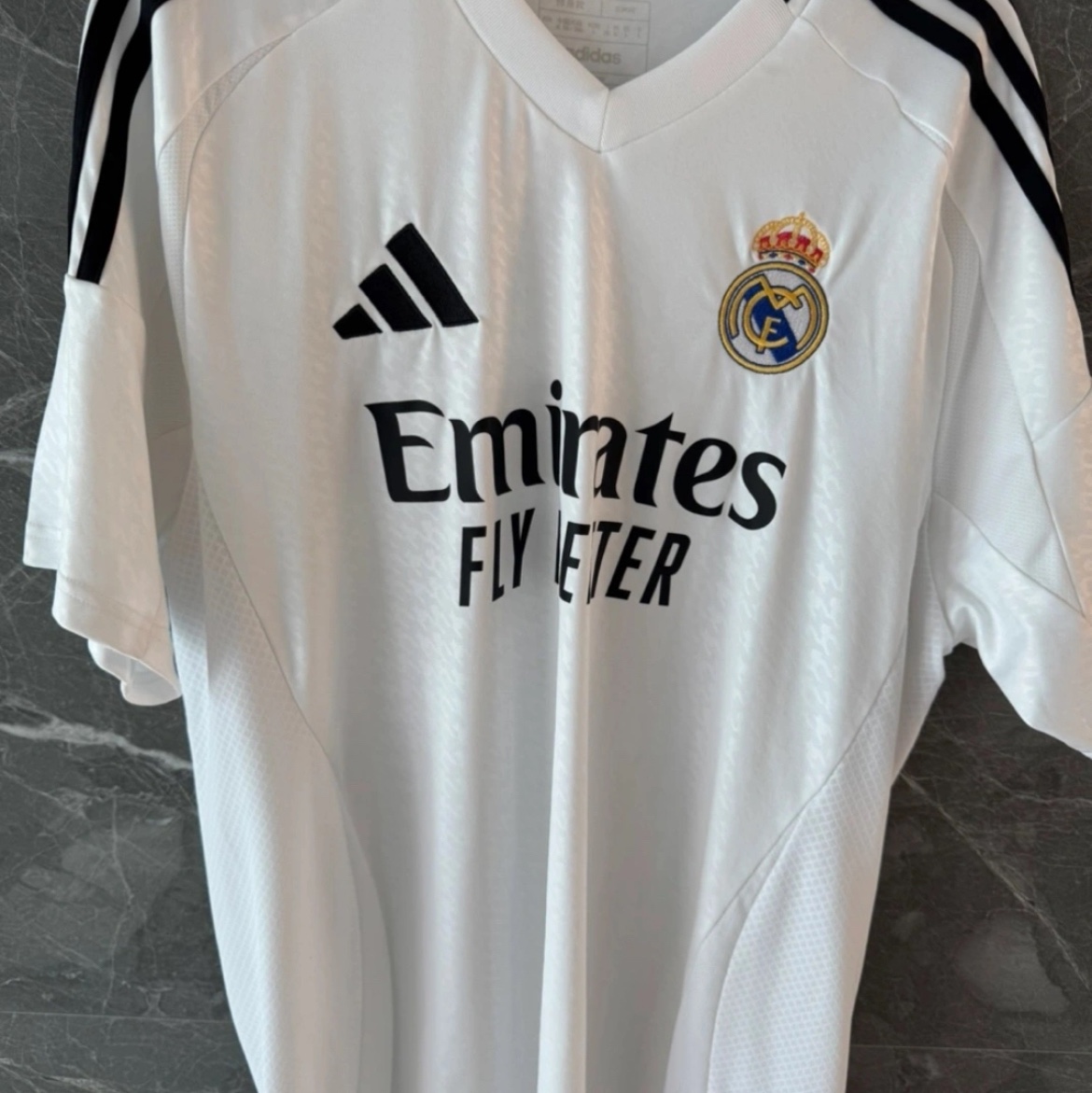 Adidas Real Madrid 2024/25 Home Jersey White - KR Sizing (Non Marking Ver.) 착용 스타일