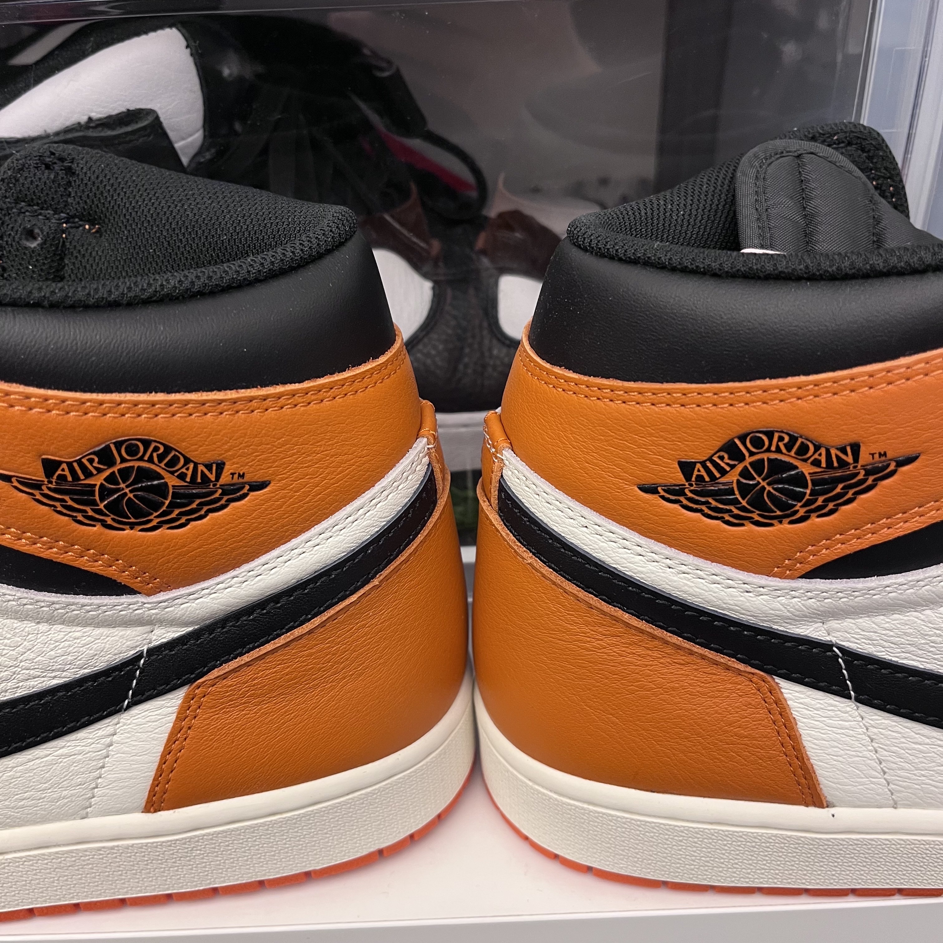 Jordan 1 Retro High OG Shattered Backboard 착용 스타일