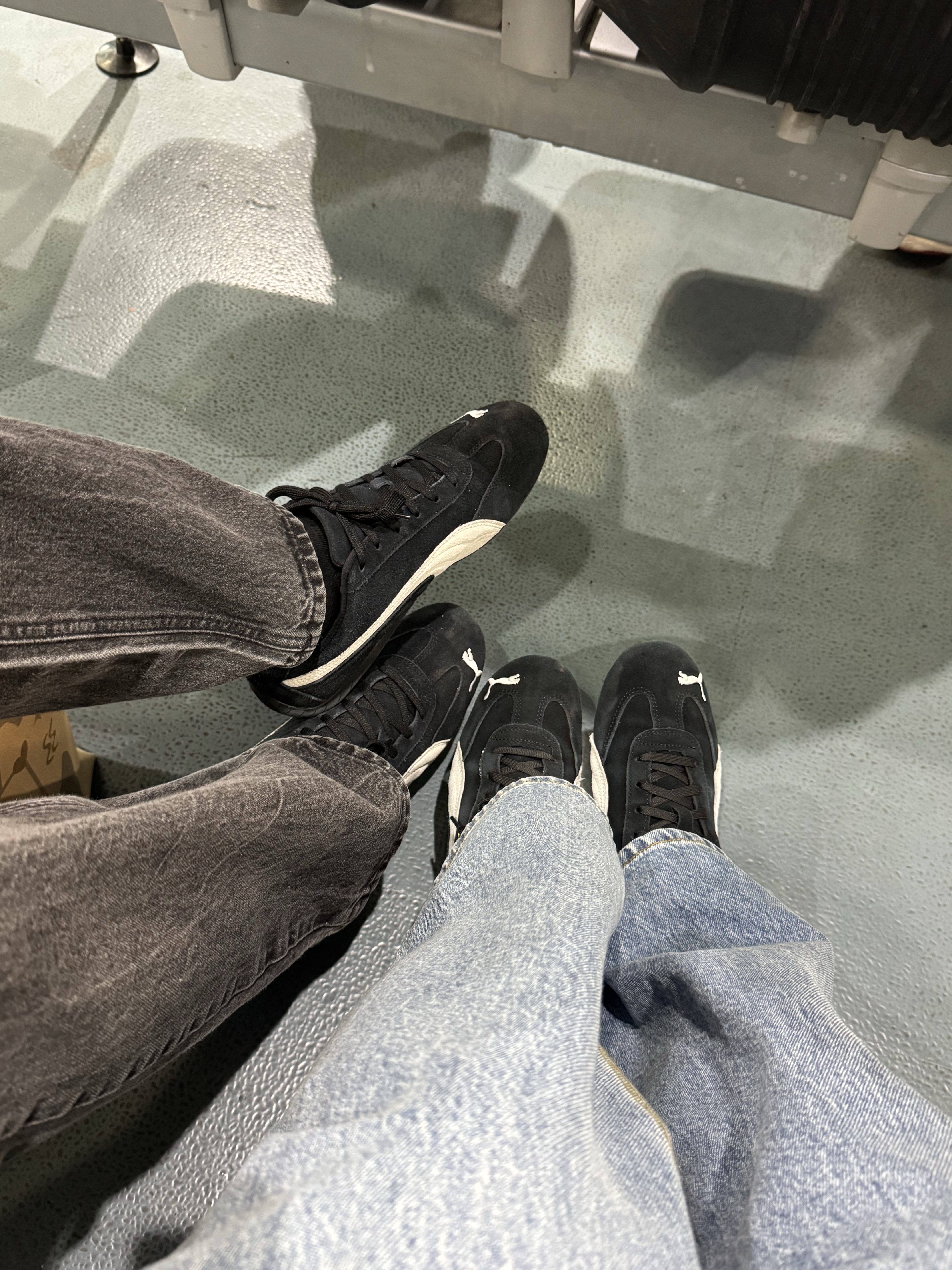 Puma Speedcat OG Black White 착용 스타일 - 4