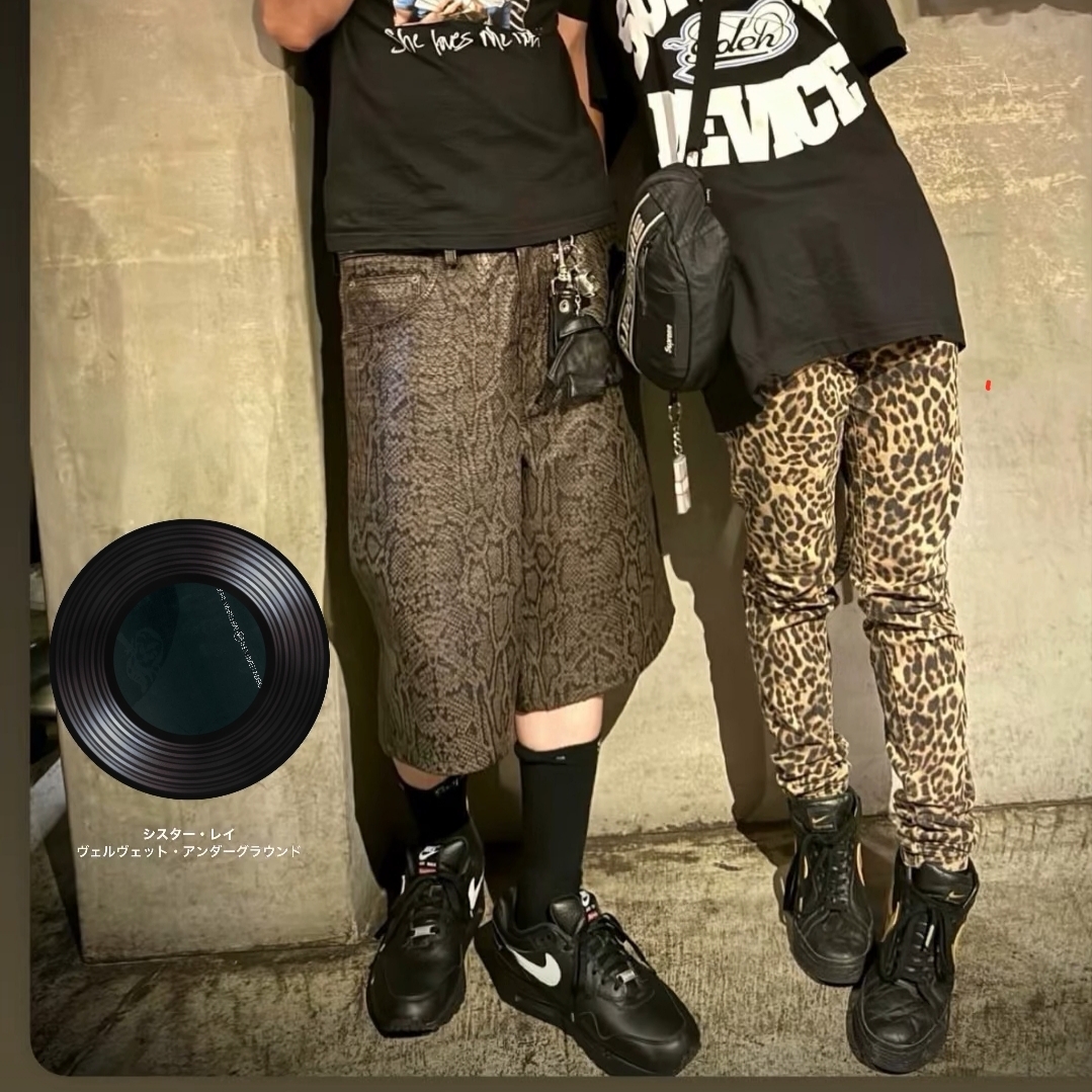 Supreme x GOODENOUGH Device T-Shirt Black - 25SS, Nike x Supreme Air Max 1 '87 Black White - 25SS 착용 스타일 - 2