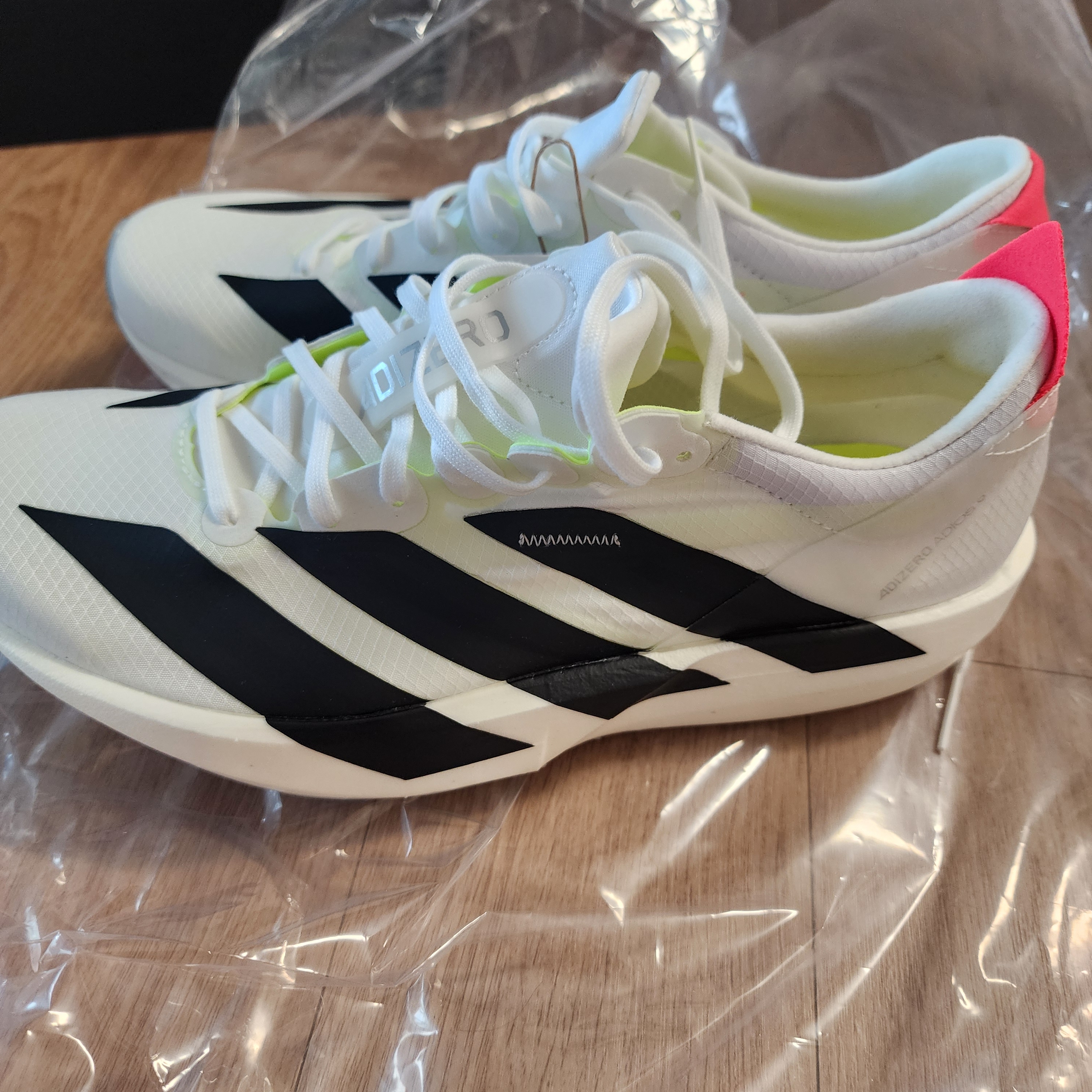 (W) Adidas Adizero Adios 9 Cloud White Core Black 착용 스타일