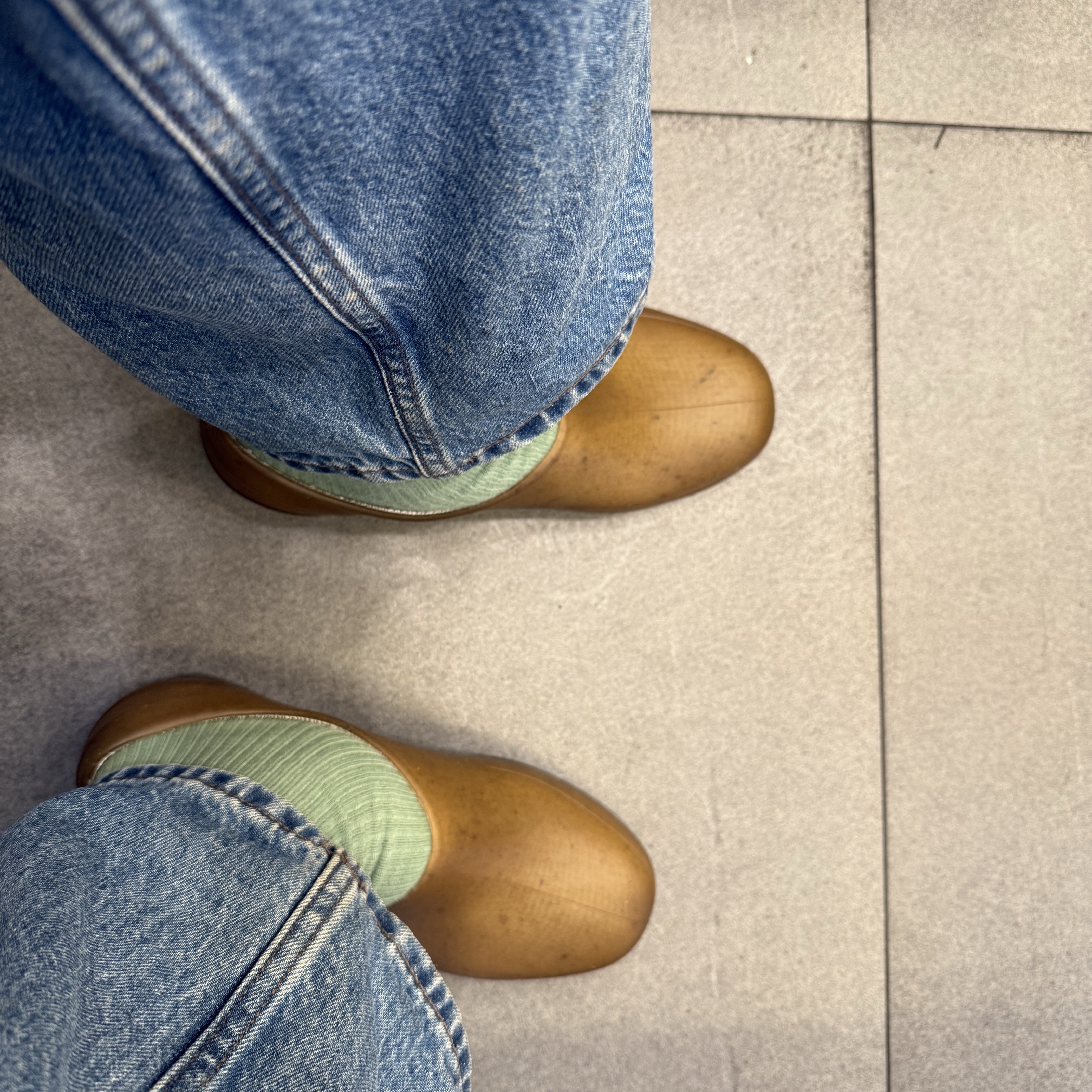 Plasticana Gardana Clog Chanvre - 25SS 착용 스타일