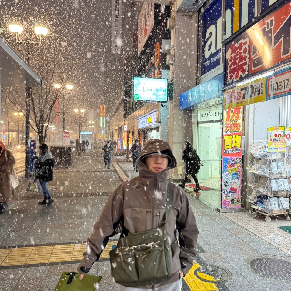 Nike ACG Storm-Fit ADV Gore-Tex Misery Ridge Jacket Iron Stone - Asia 착용 스타일