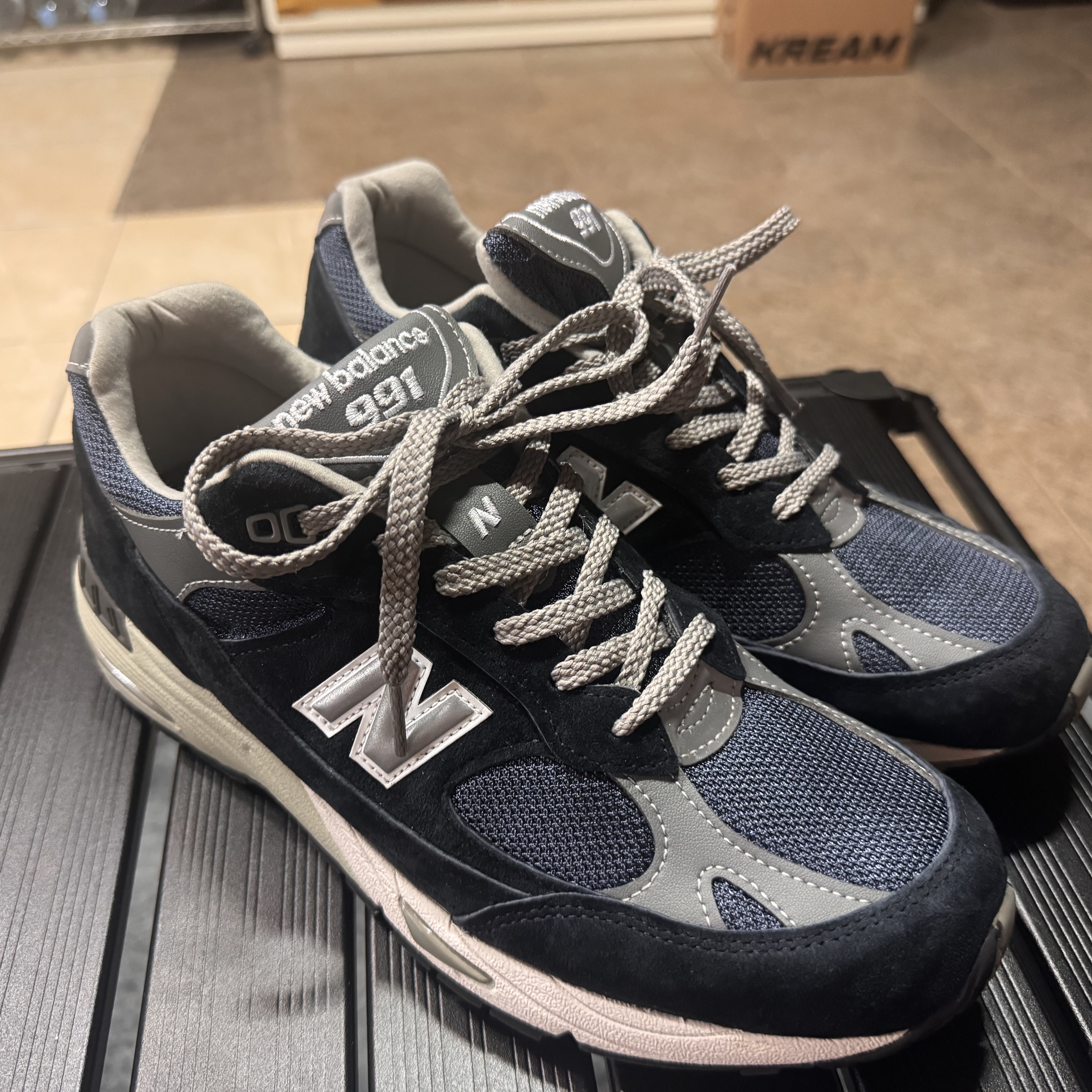 New Balance 991 Made in UK Navy 착용 스타일