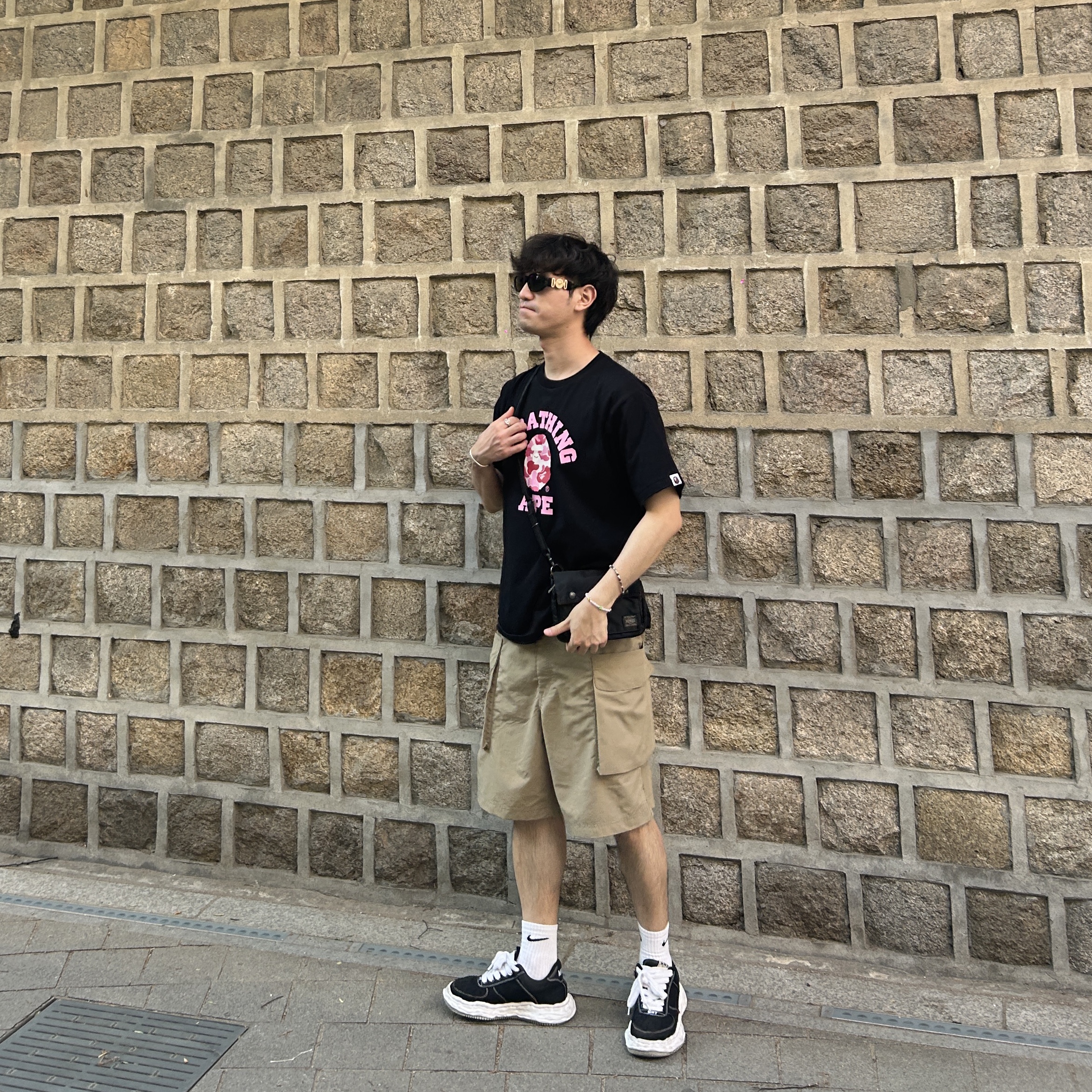BAPE ABC Camo College T-Shirt Black Pink 착용 스타일