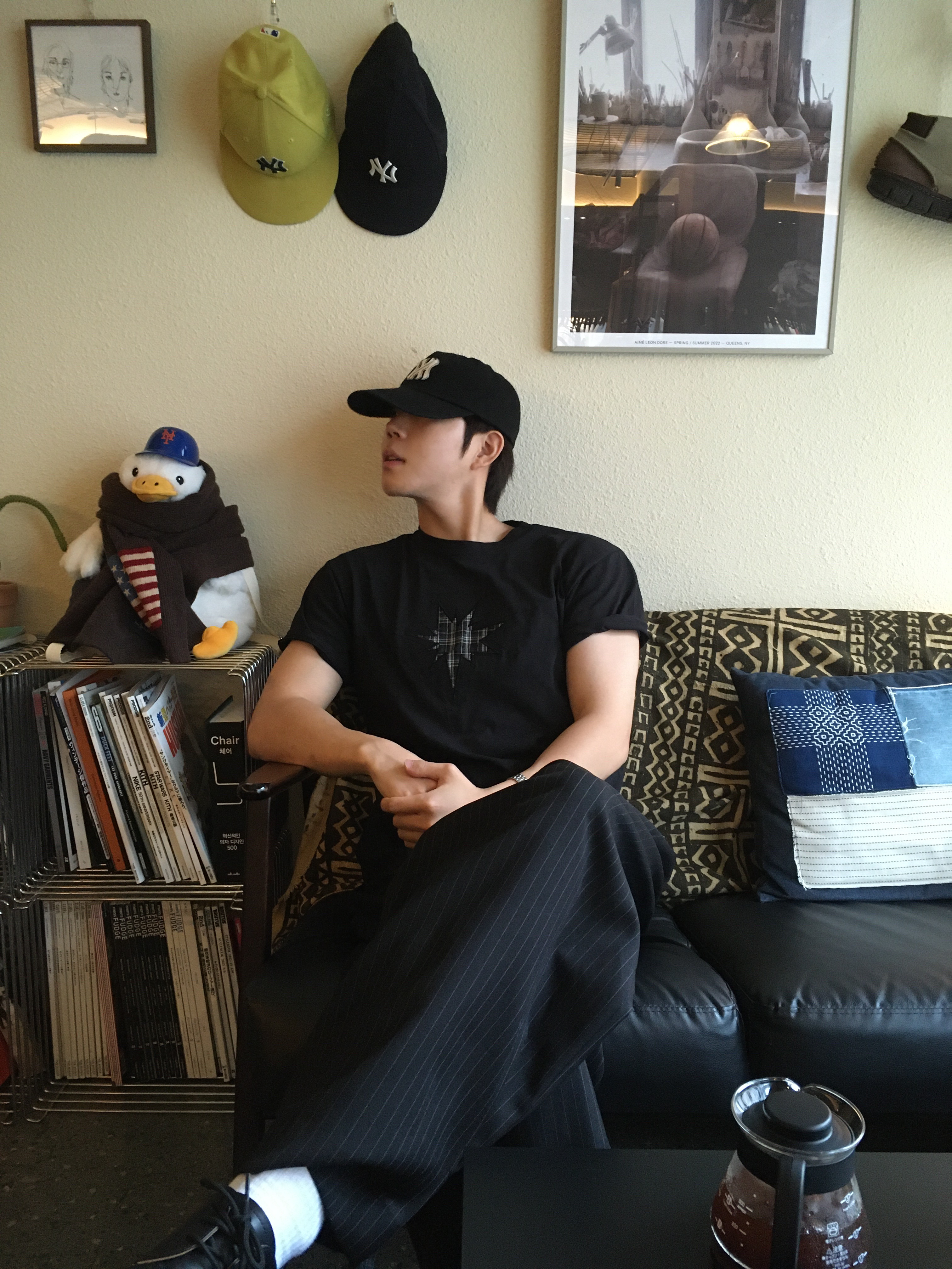 Farfromwhat Far Patch Logo Cap Black, Dr. Martens 1461 Smooth Black 착용 스타일 - 1