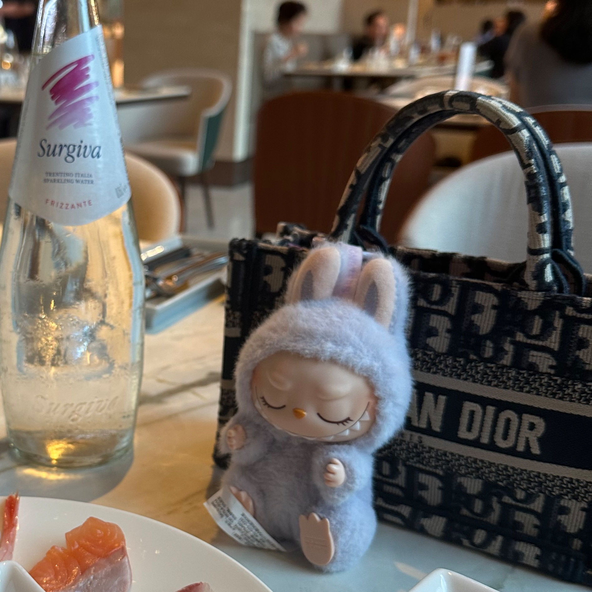 Pop Mart Labubu Let's Play Together Doll Series Zizi Keyring (Opened Case), Dior Mini Book Tote Blue Dior Oblique Embroidery 착용 스타일