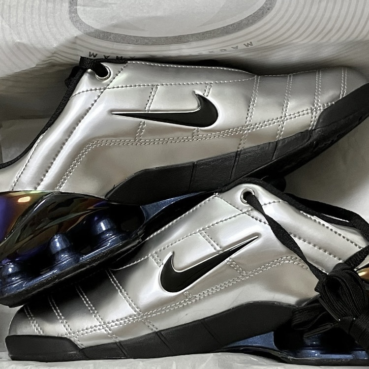(W) Nike x Maha Amsterdam Total 90 Shox Magia Metallic Silver Black 착용 스타일