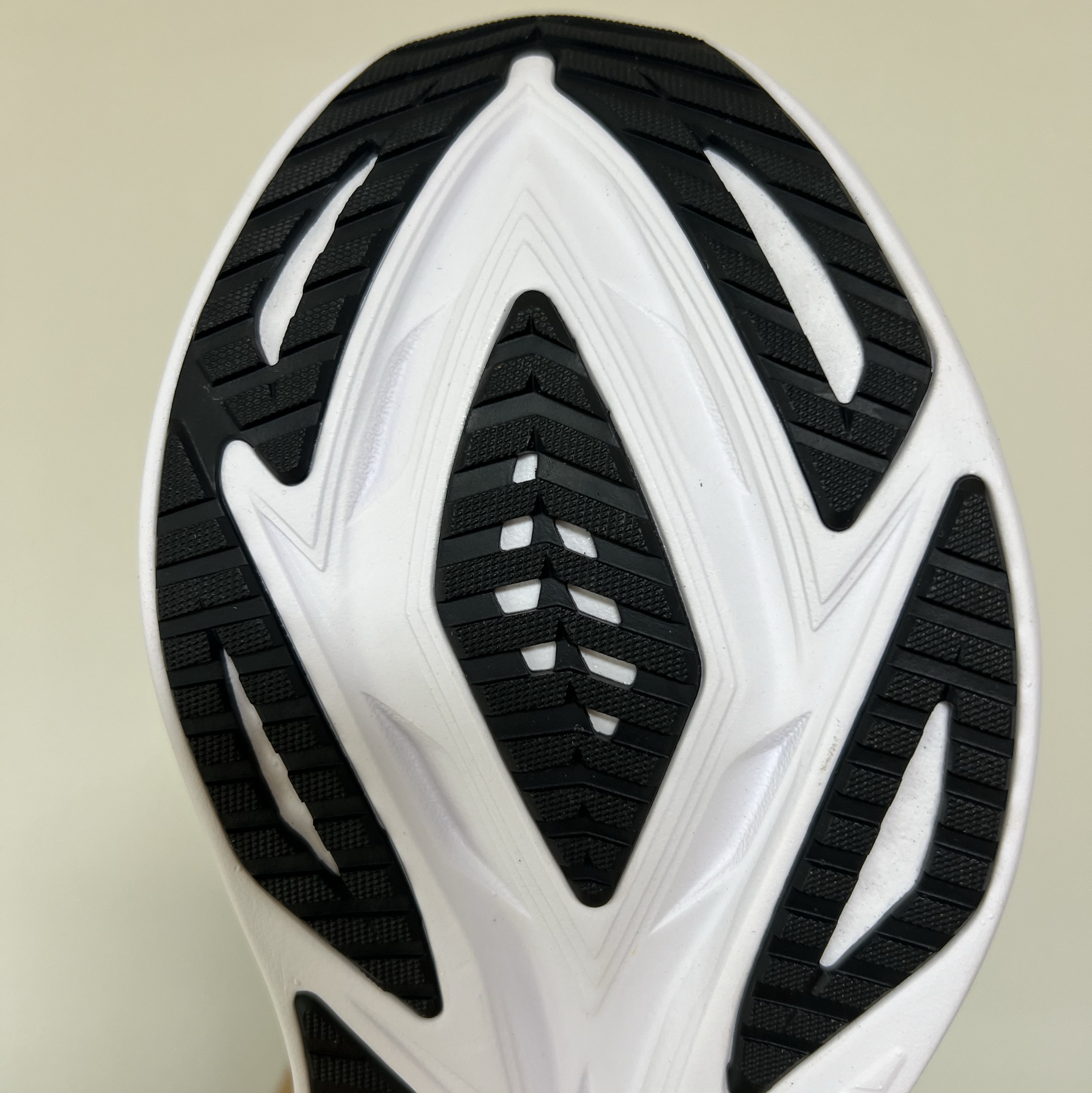 Asics Superblast 2 Winter Sea White 착용 스타일 - 5