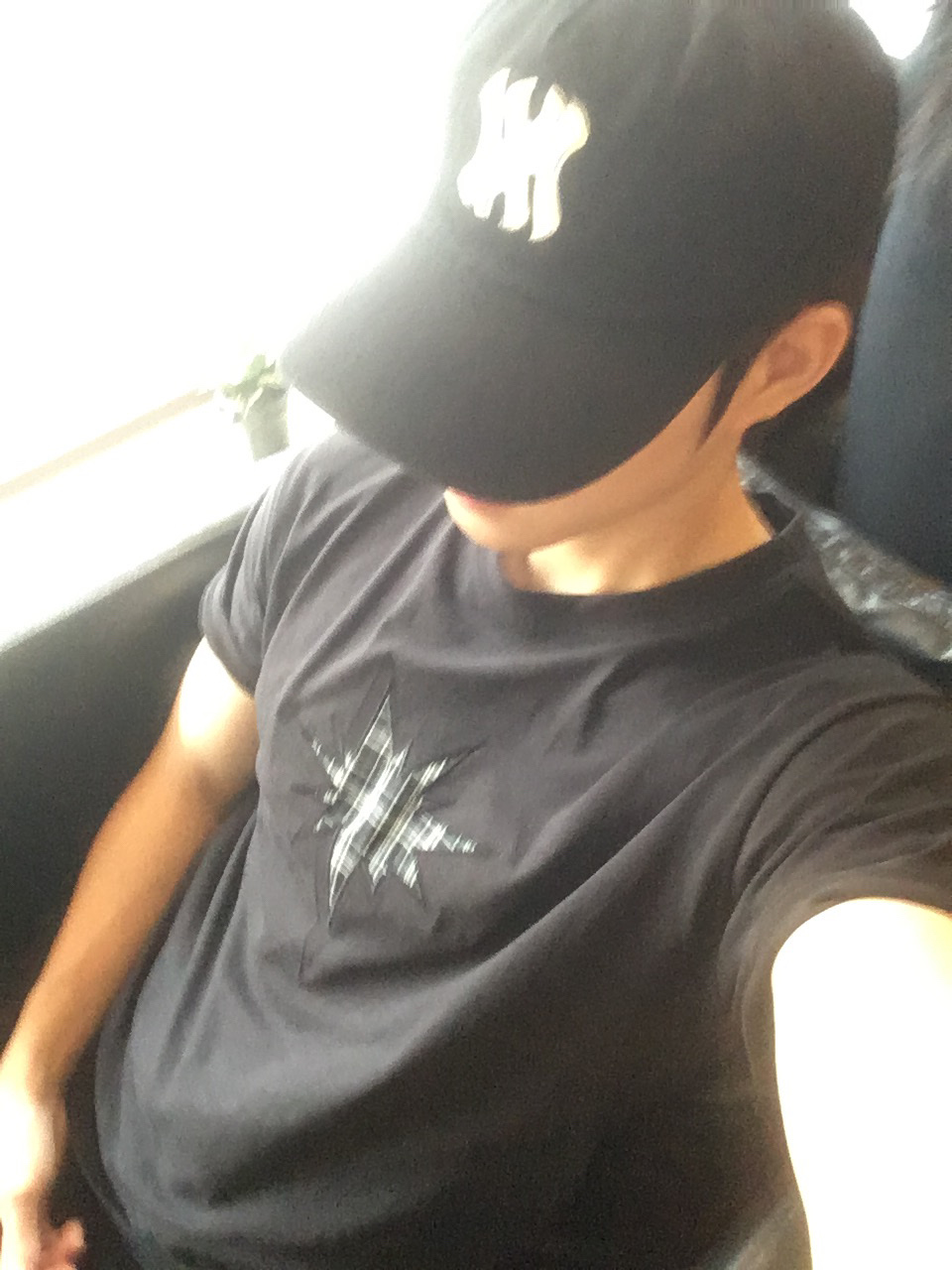 Farfromwhat Far Patch Logo Cap Black, Dr. Martens 1461 Smooth Black 착용 스타일 - 2