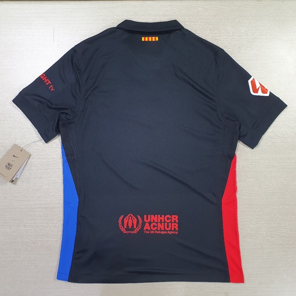 Nike FC Barcelona 2024/25 Stadium Away Dri-Fit Football Replica Jersey Black Hyper Royal (Non Marking Ver.) 착용 스타일 - 2