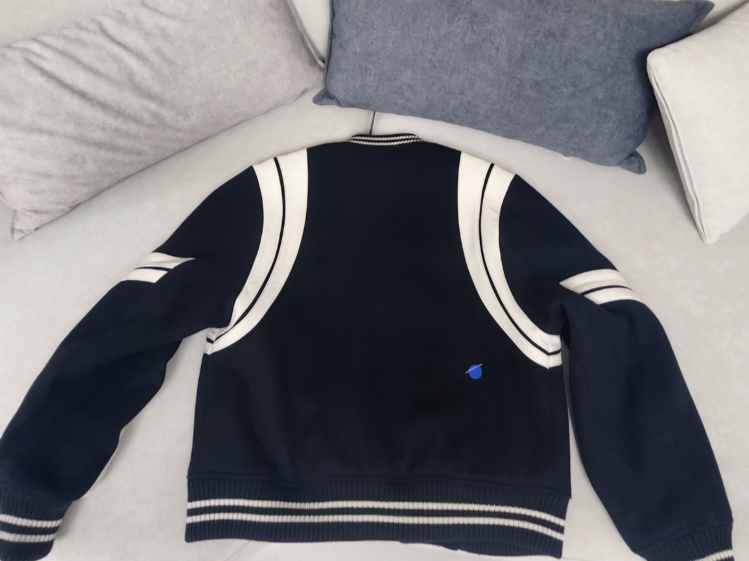 Ader Error Twit Jumper Noir 착용 스타일 - 2
