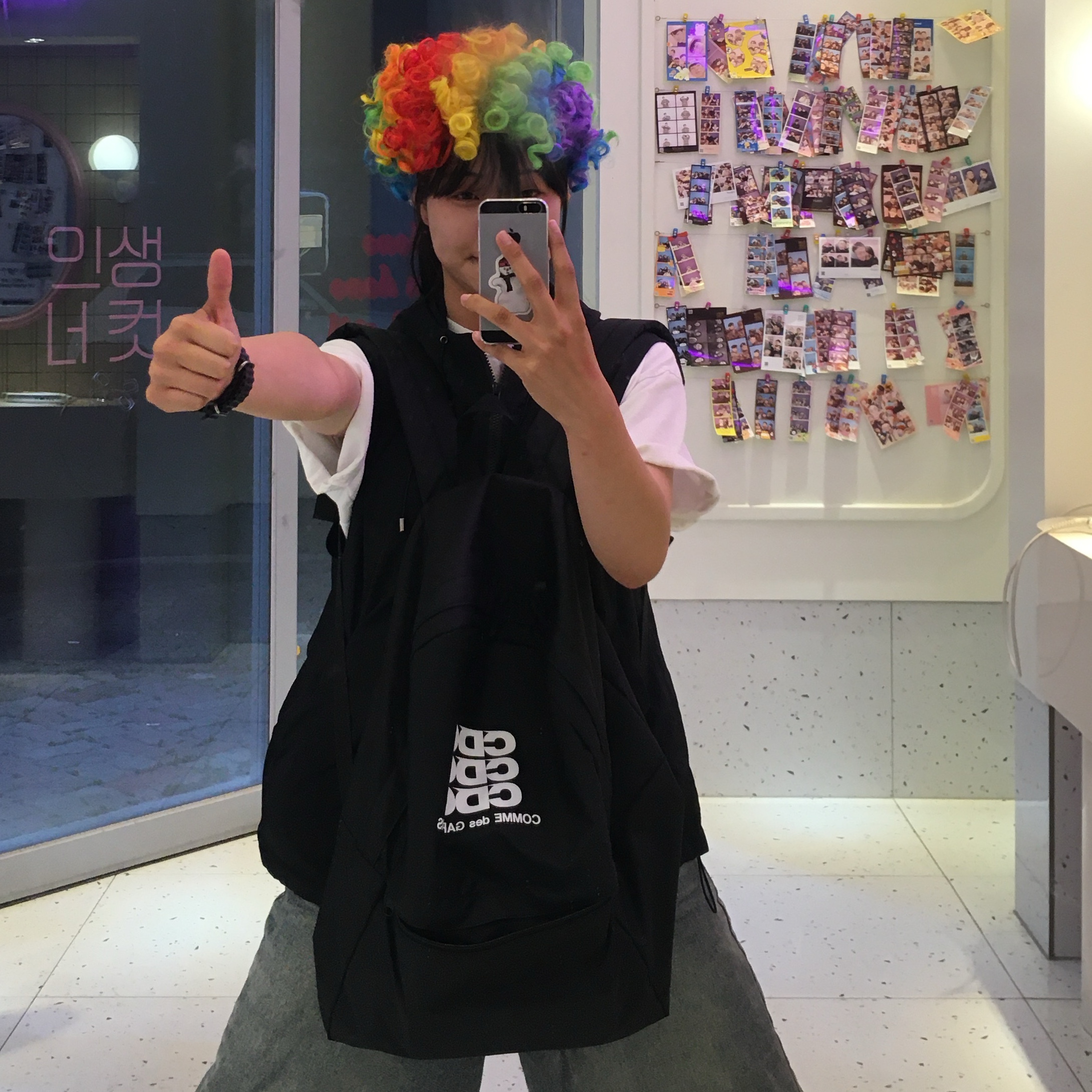 CDG Backpack Black 착용 스타일