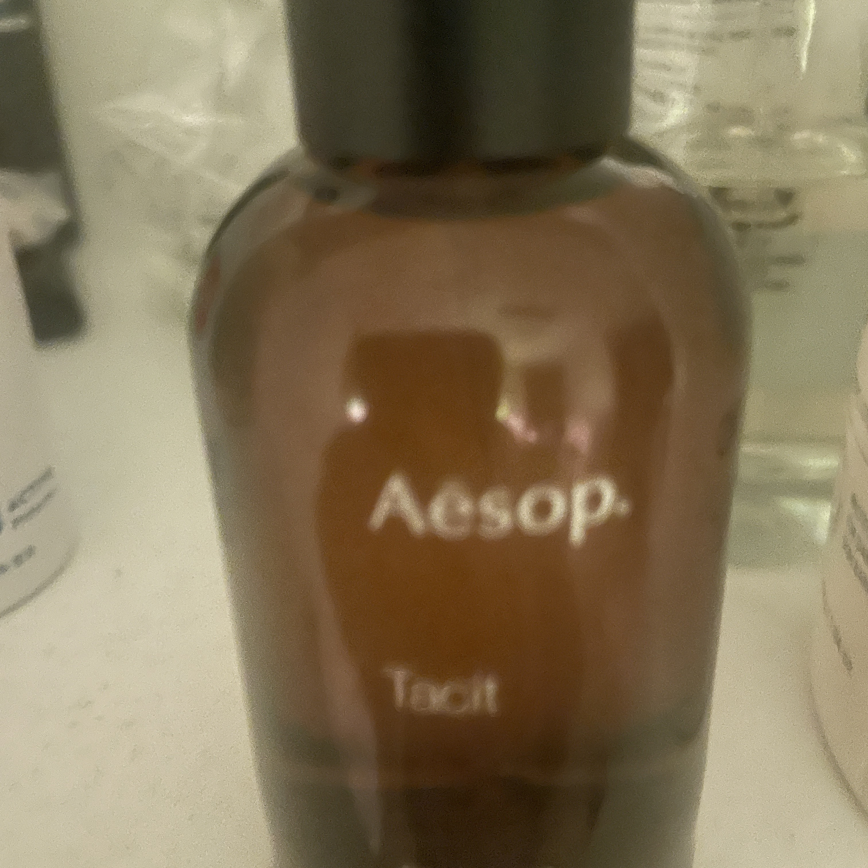 Aesop Tacit Eau De Parfum 50ml 착용 스타일