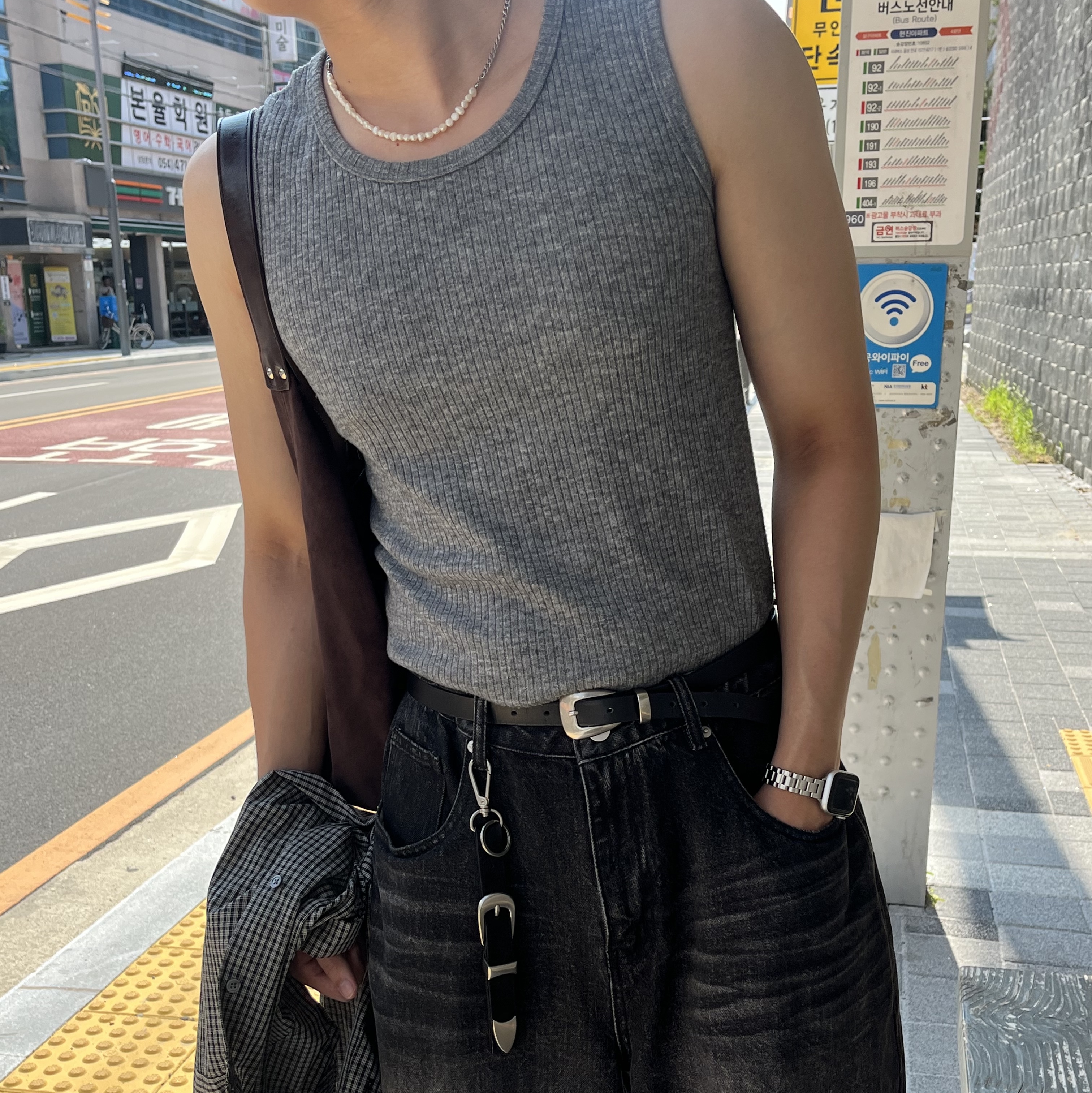 MJD Belt Keyring Calf Hair 착용 스타일
