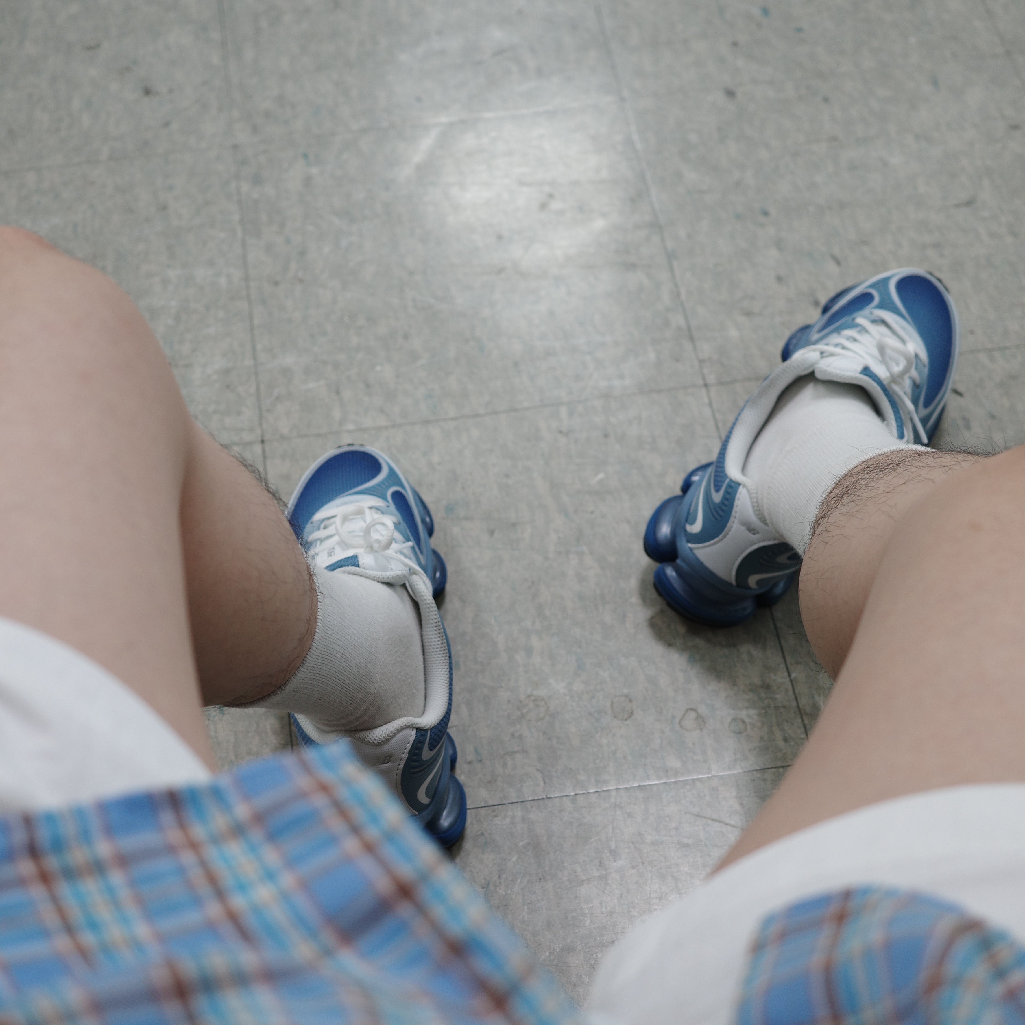 New Balance 2000 Abzorb Blue 착용 스타일 - 2