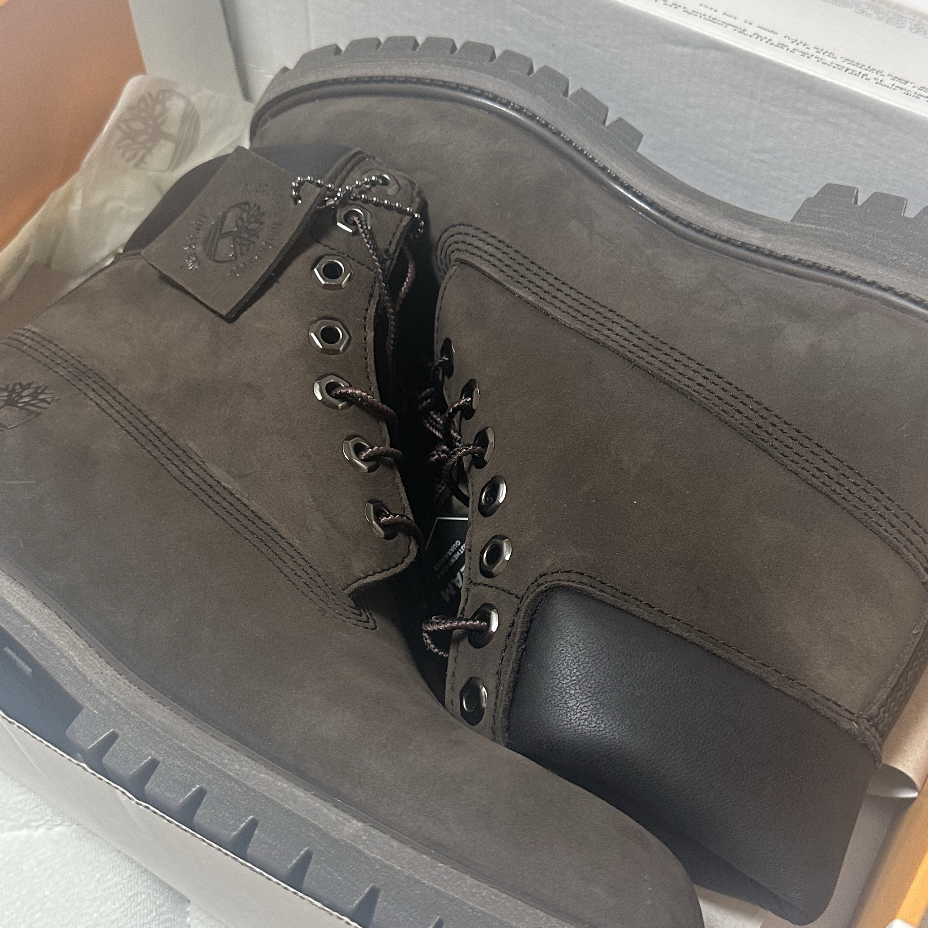 Timberland Premium 6 inch Waterproof Boot Dark Brown - Wide 착용 스타일 - 1